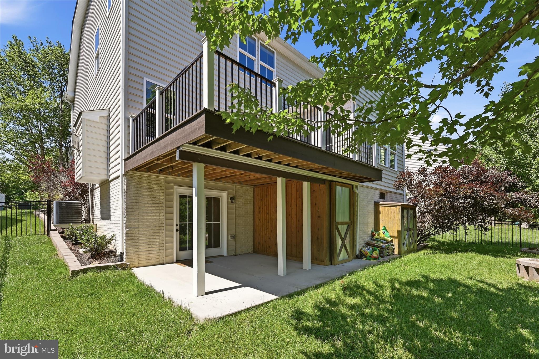 LAKE FREDERICK - Residential