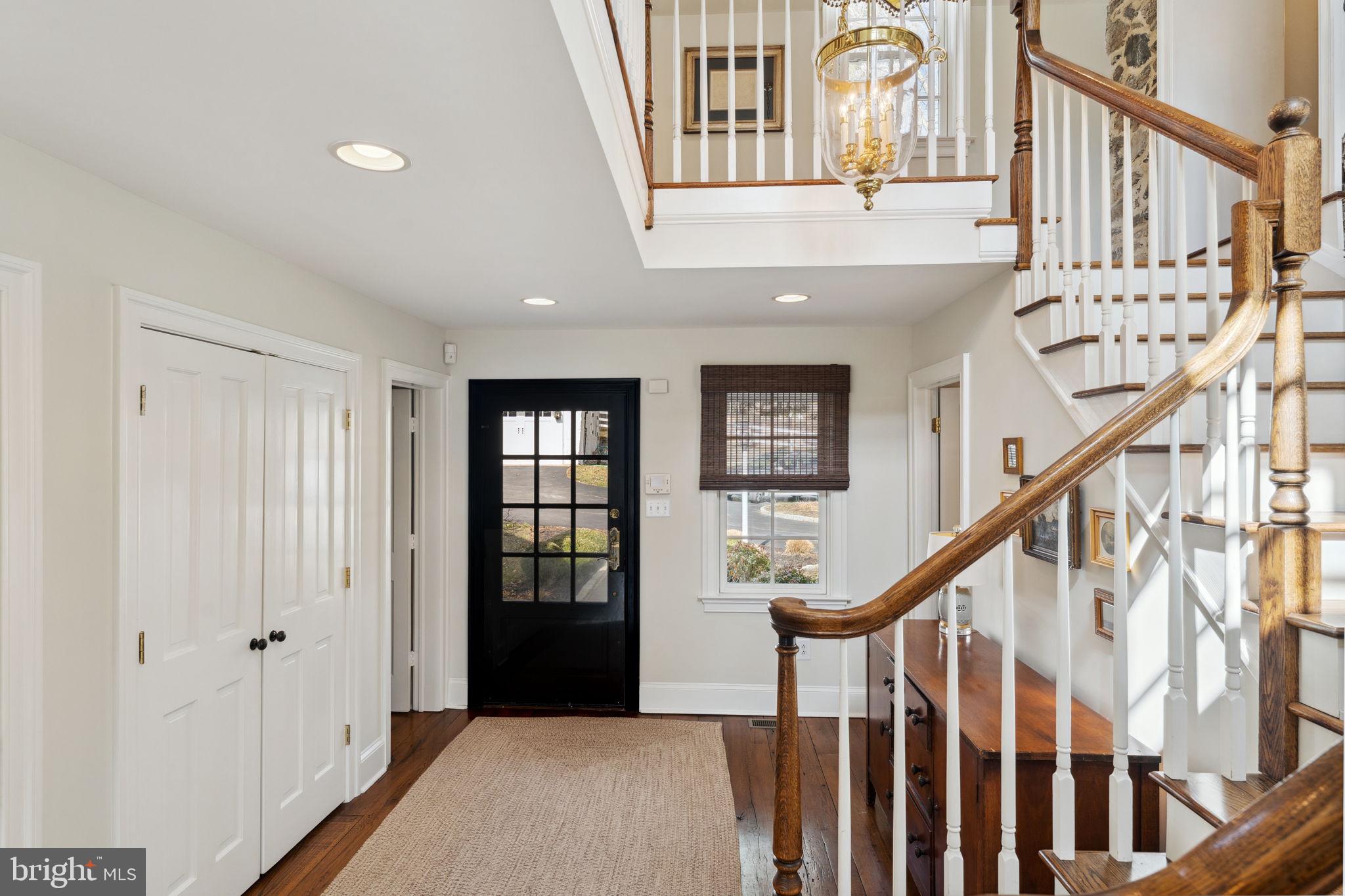 RADNOR HUNT - Residential
