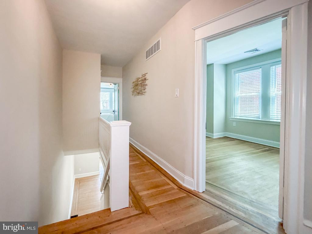 COBBS CREEK - Residential