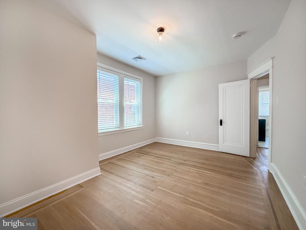 COBBS CREEK - Residential