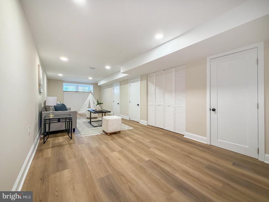 COBBS CREEK - Residential