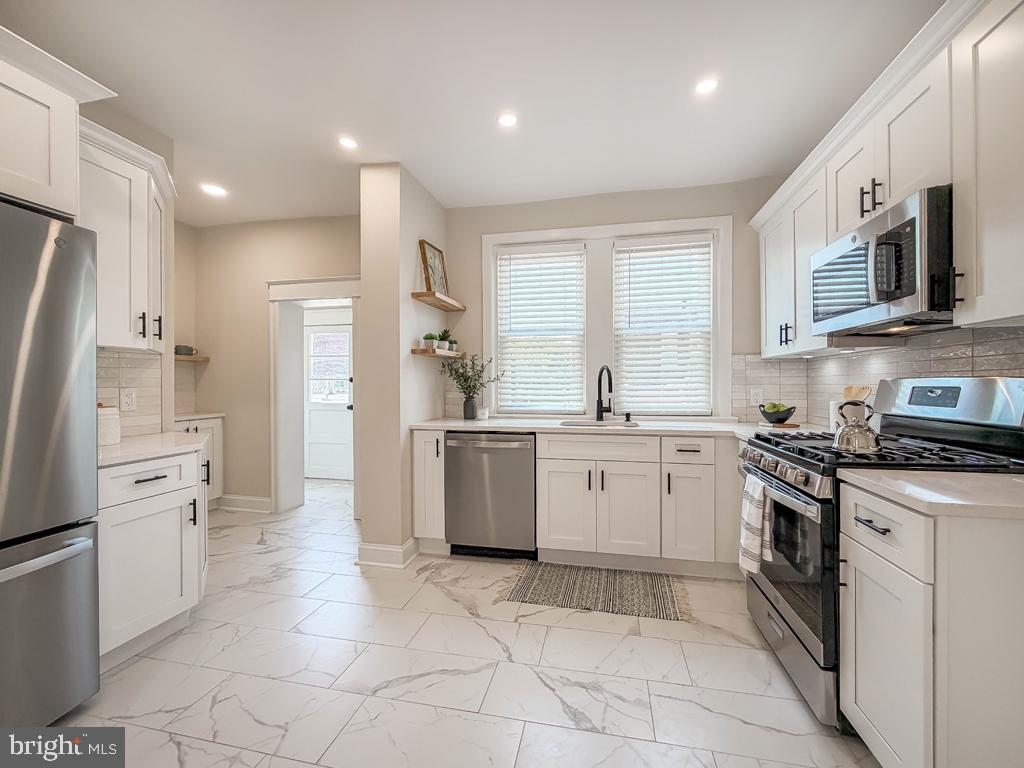 COBBS CREEK - Residential