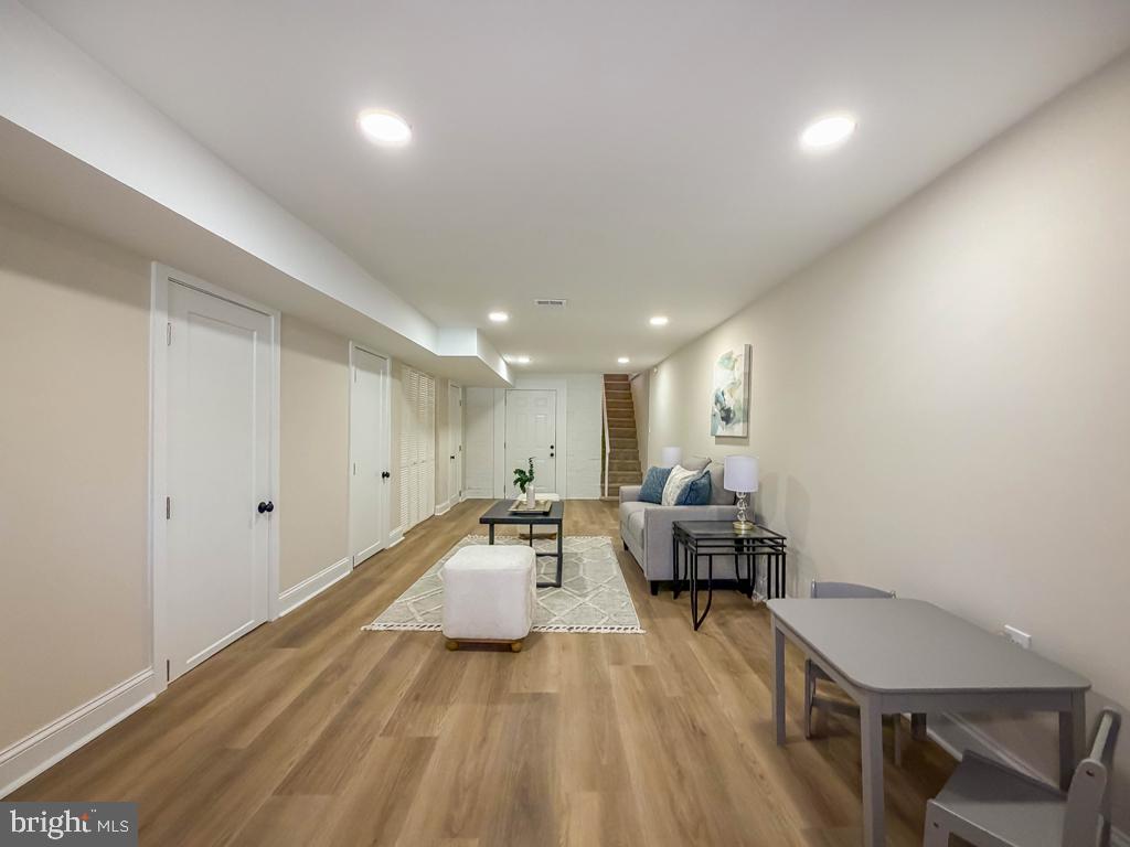 COBBS CREEK - Residential