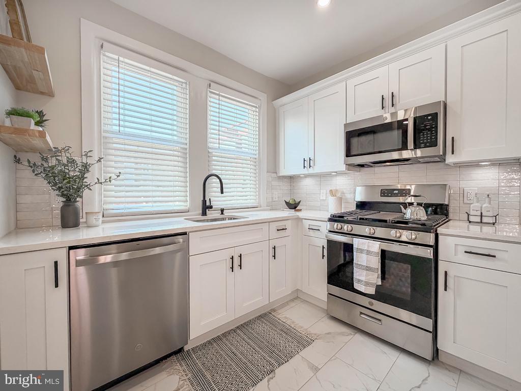 COBBS CREEK - Residential