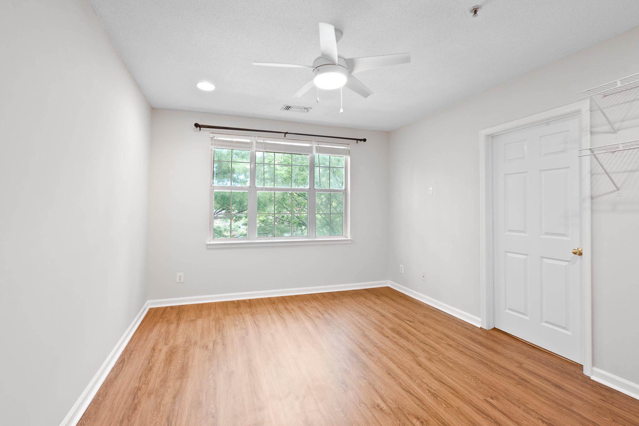 SOUTHGLEN AT UNIVERSITY CENTER - Residential
