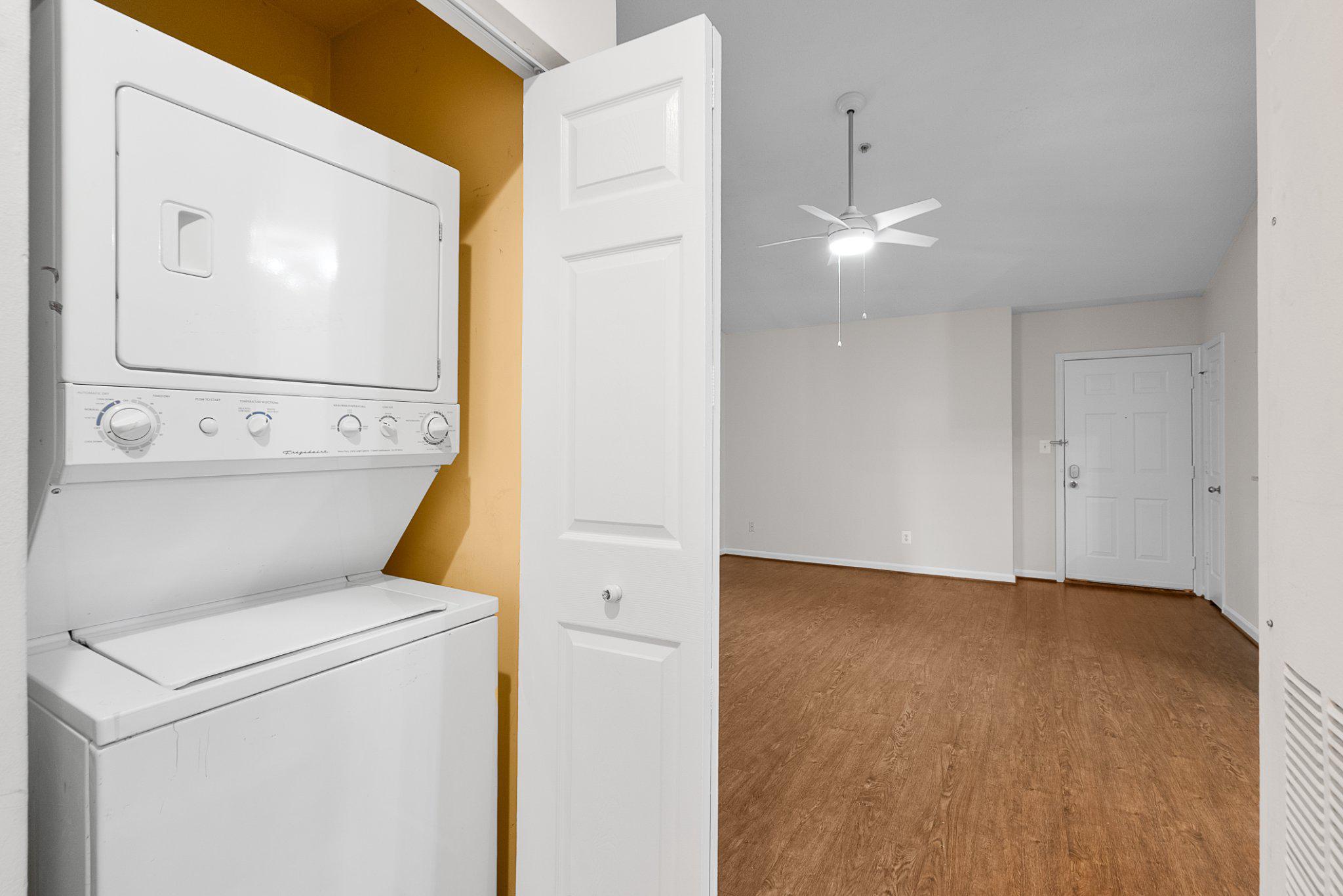 SOUTHGLEN AT UNIVERSITY CENTER - Residential