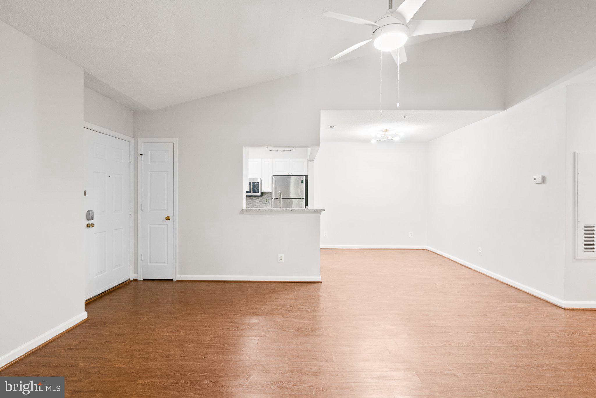 SOUTHGLEN AT UNIVERSITY CENTER - Residential