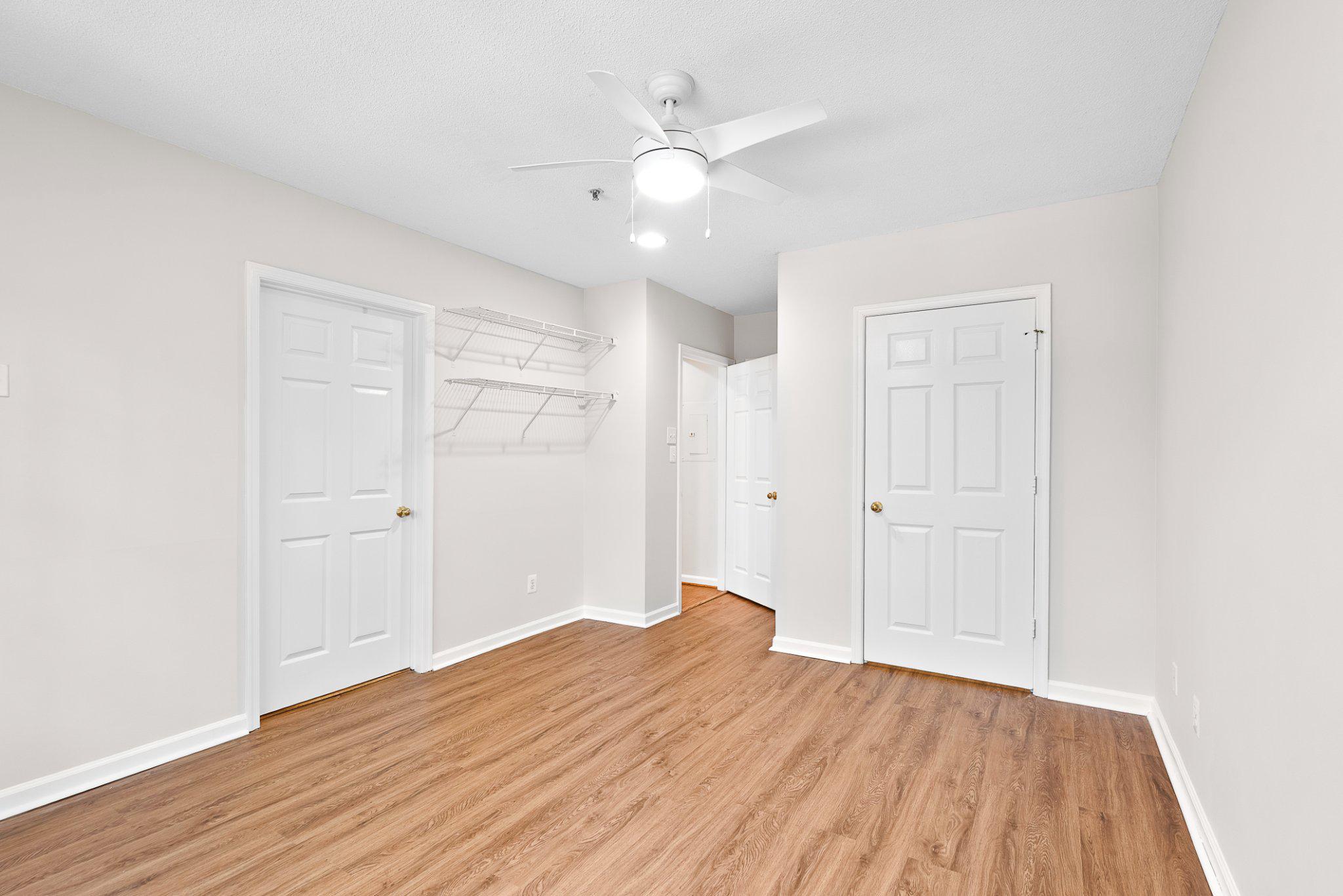 SOUTHGLEN AT UNIVERSITY CENTER - Residential