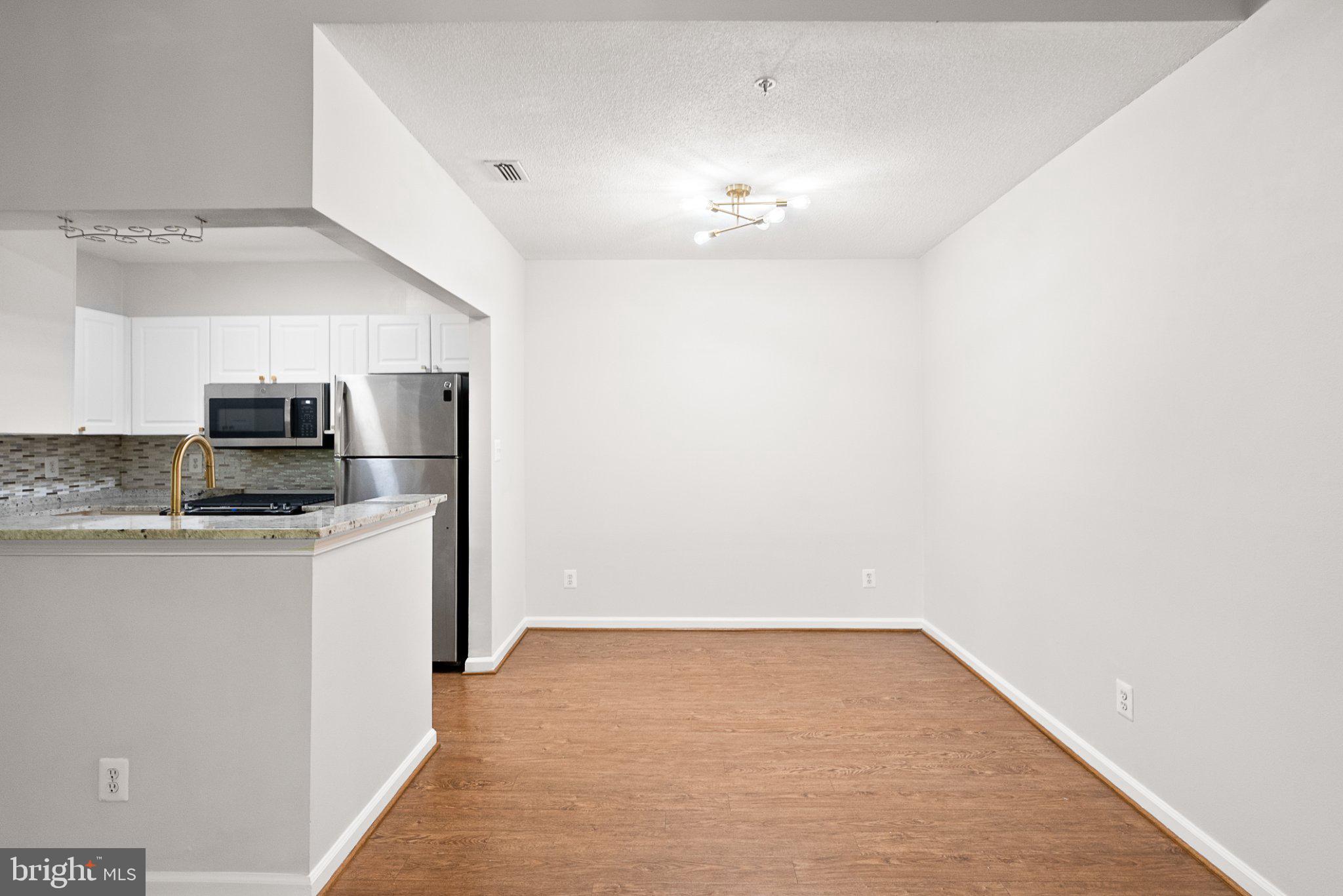 SOUTHGLEN AT UNIVERSITY CENTER - Residential
