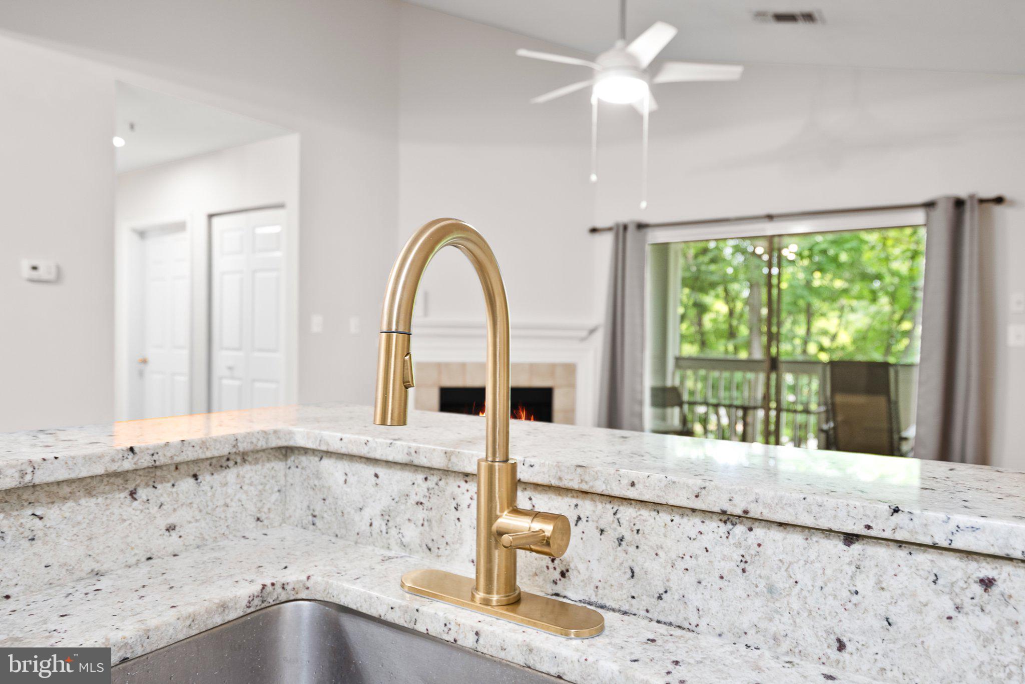 SOUTHGLEN AT UNIVERSITY CENTER - Residential