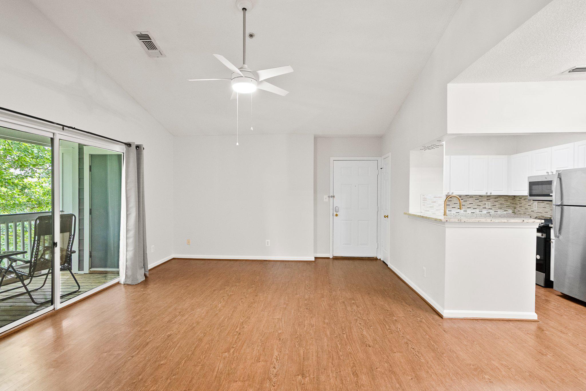 SOUTHGLEN AT UNIVERSITY CENTER - Residential