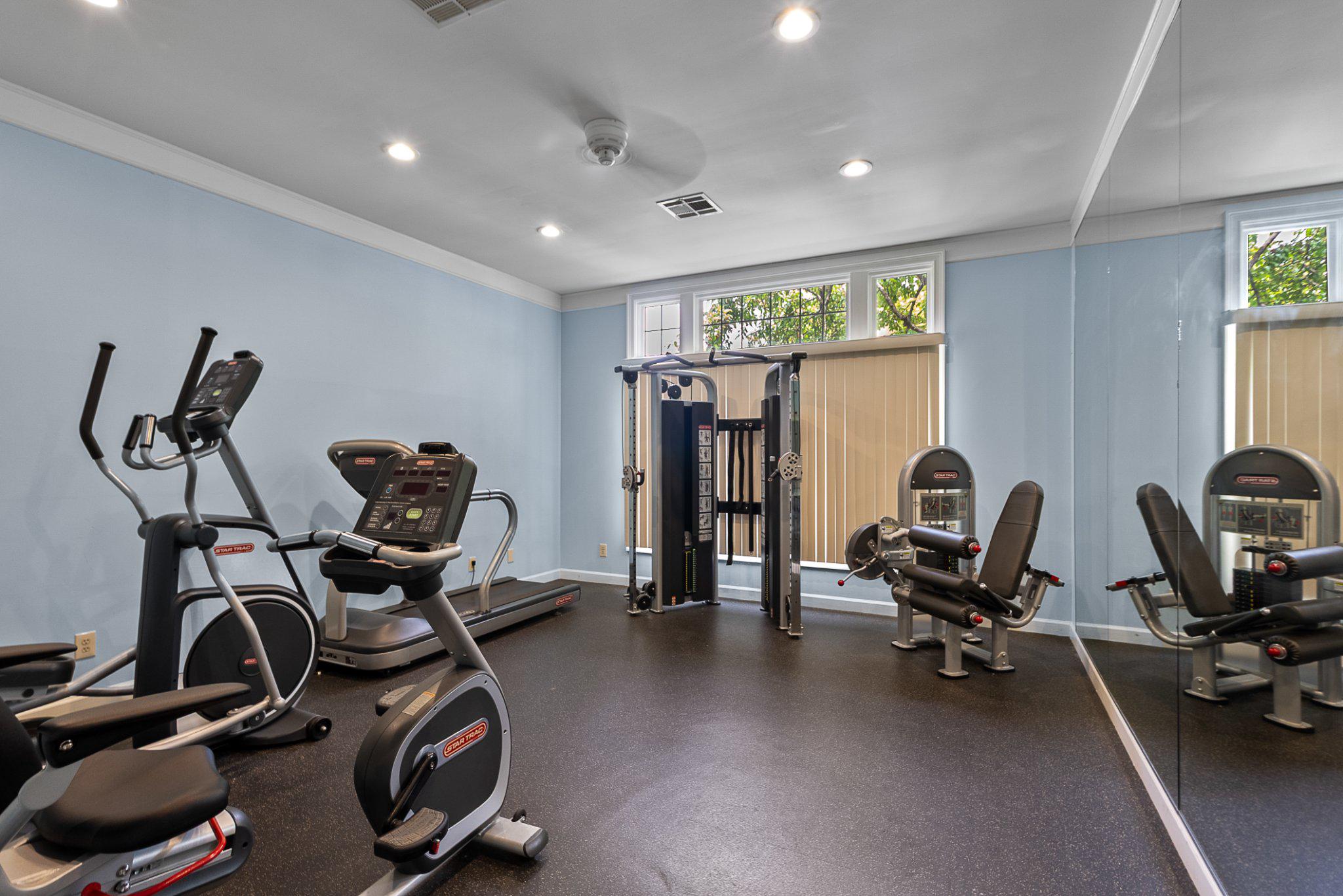 SOUTHGLEN AT UNIVERSITY CENTER - Residential