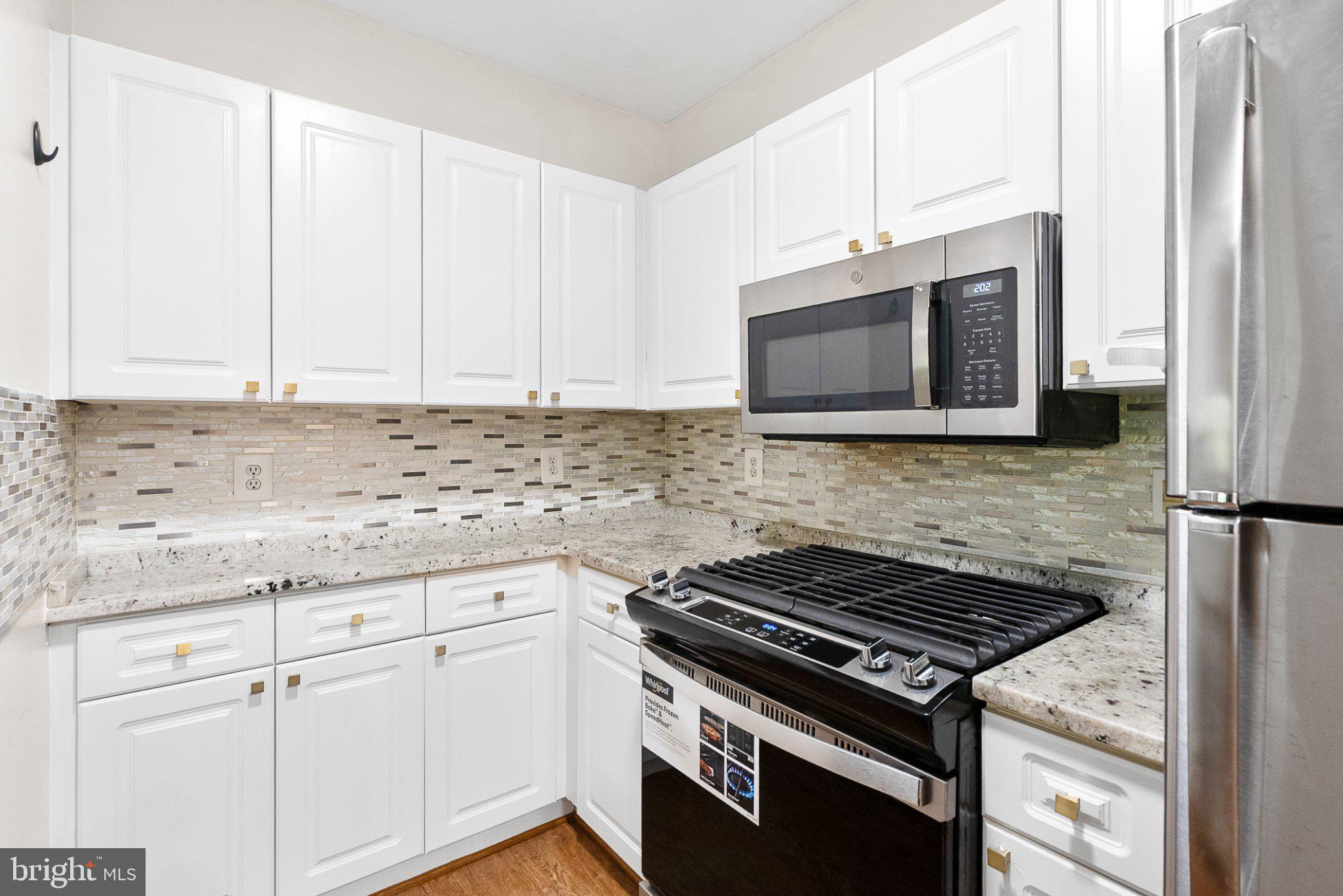 SOUTHGLEN AT UNIVERSITY CENTER - Residential