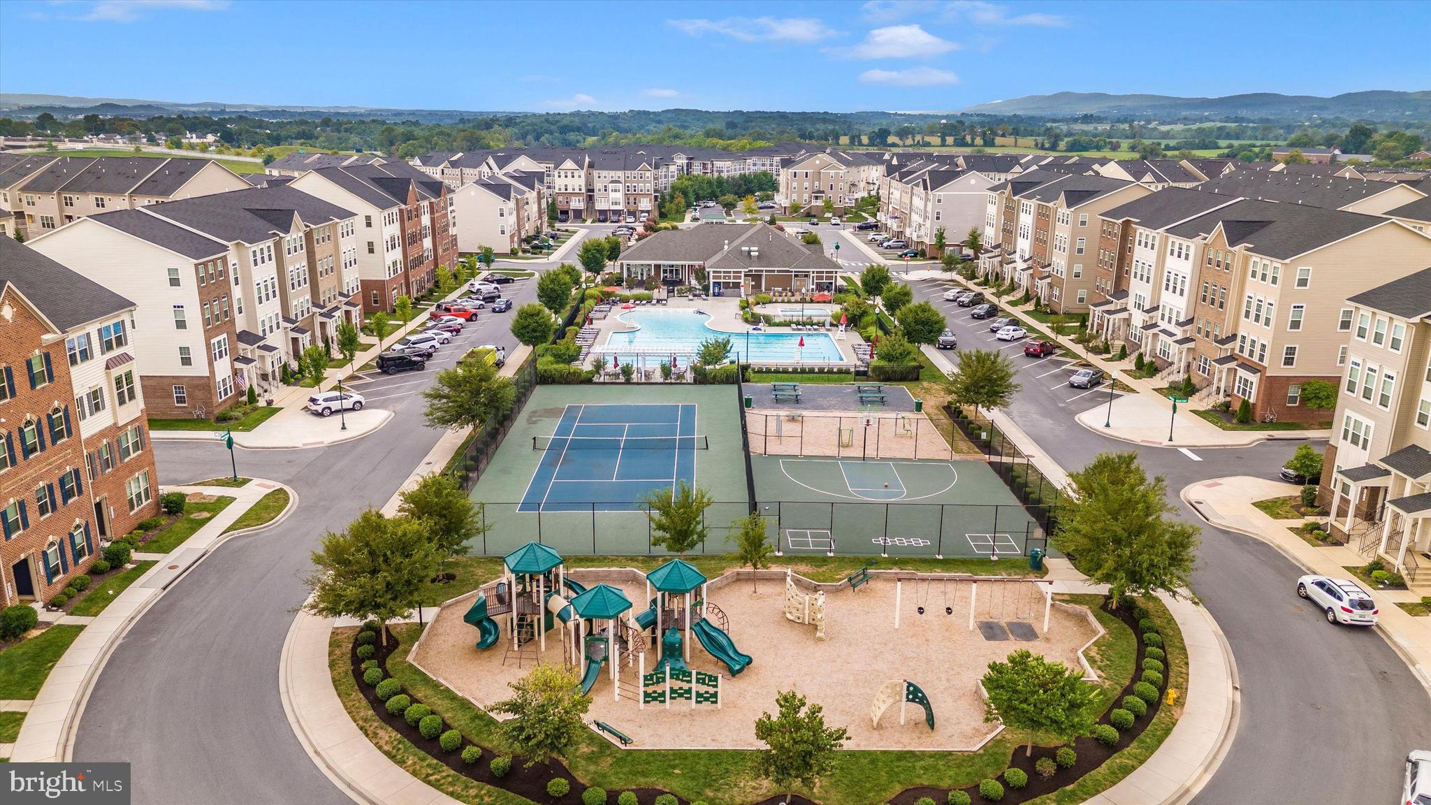 JEFFERSON PLACE - Residential