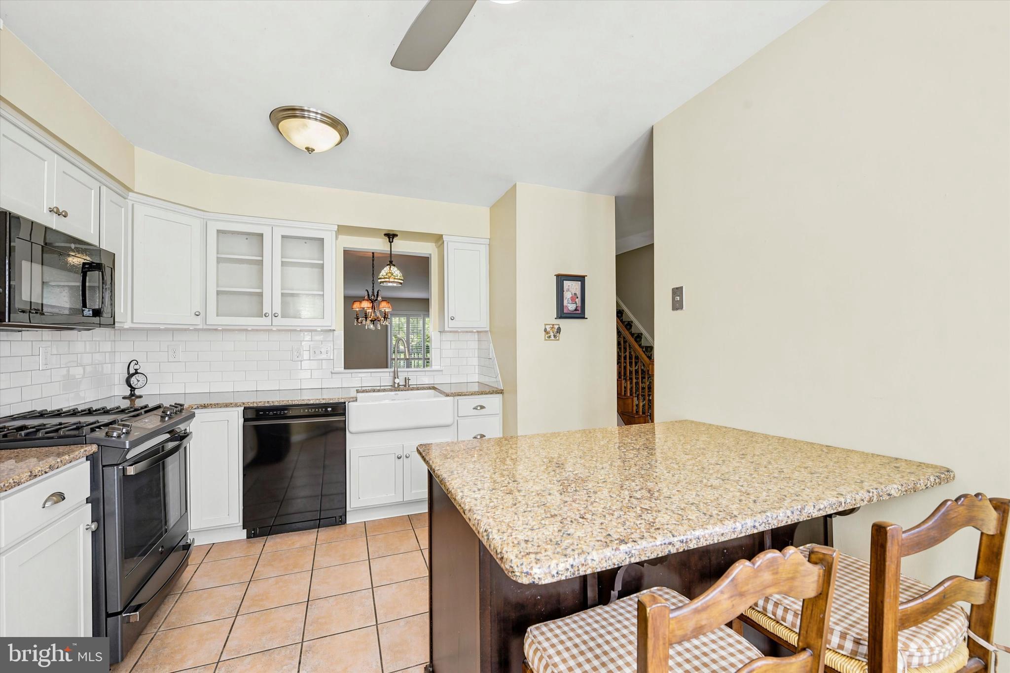 VALLEY CROSSING - Residential
