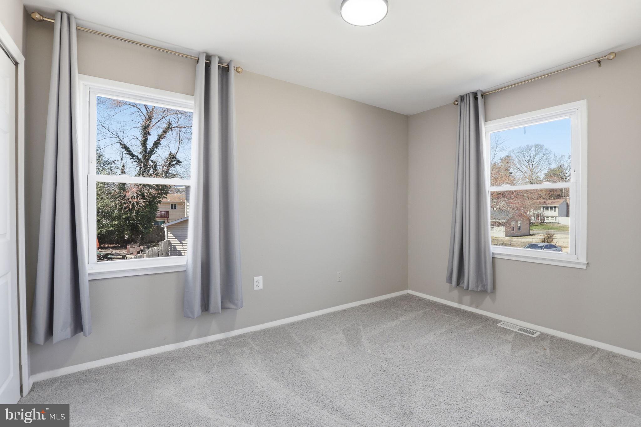 ST CHARLES - CARRINGTON - Residential