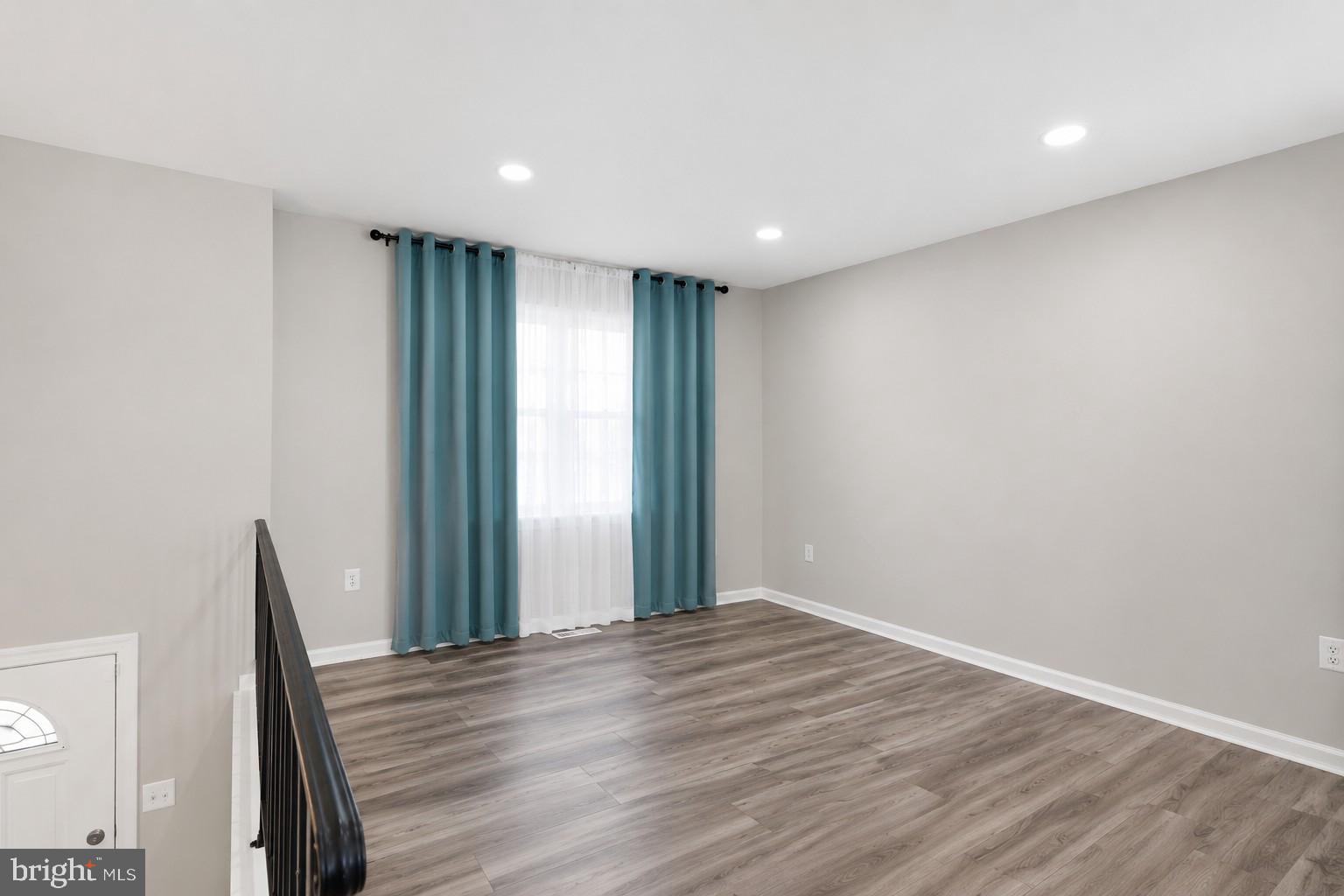 ST CHARLES - CARRINGTON - Residential