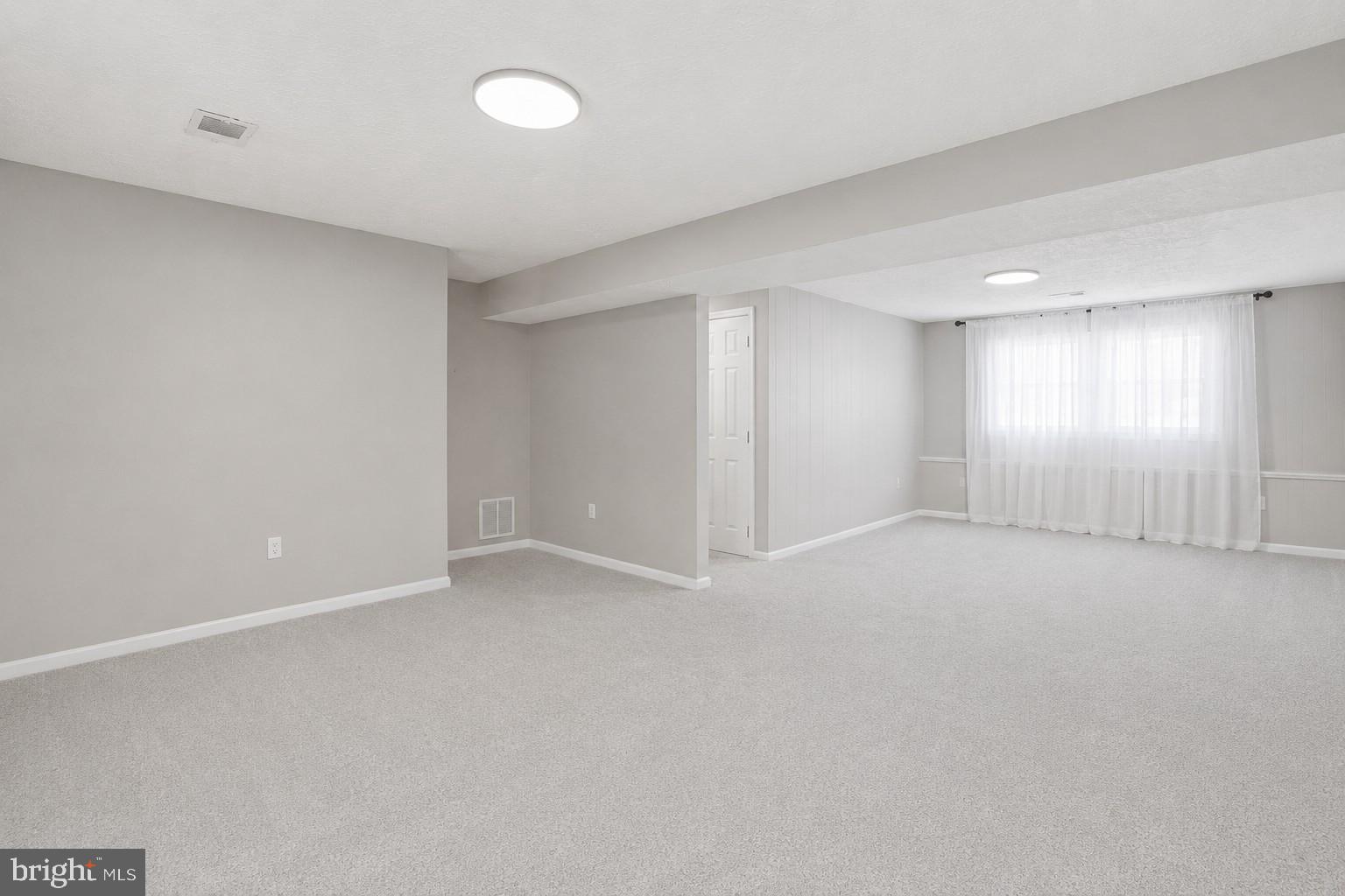 ST CHARLES - CARRINGTON - Residential