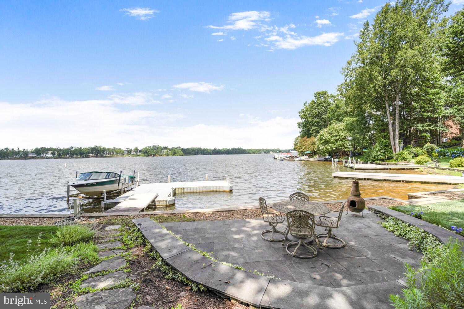 FAWN LAKE - Residential
