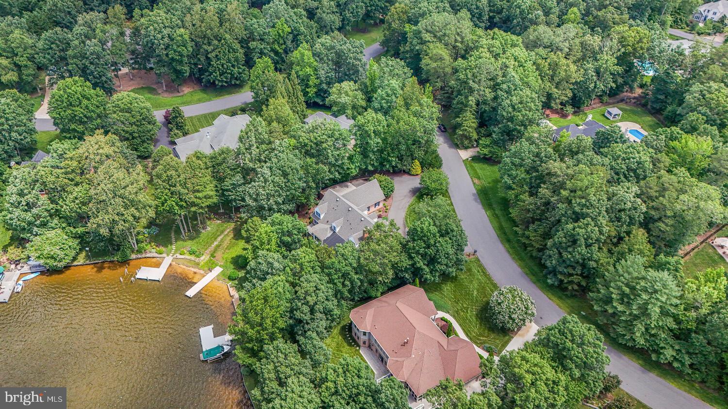 FAWN LAKE - Residential