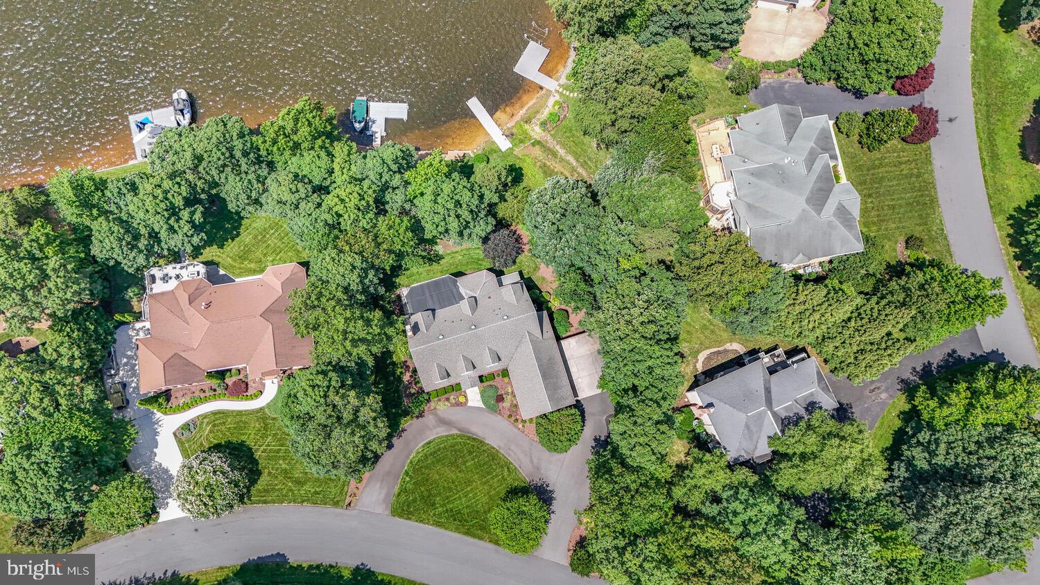 FAWN LAKE - Residential