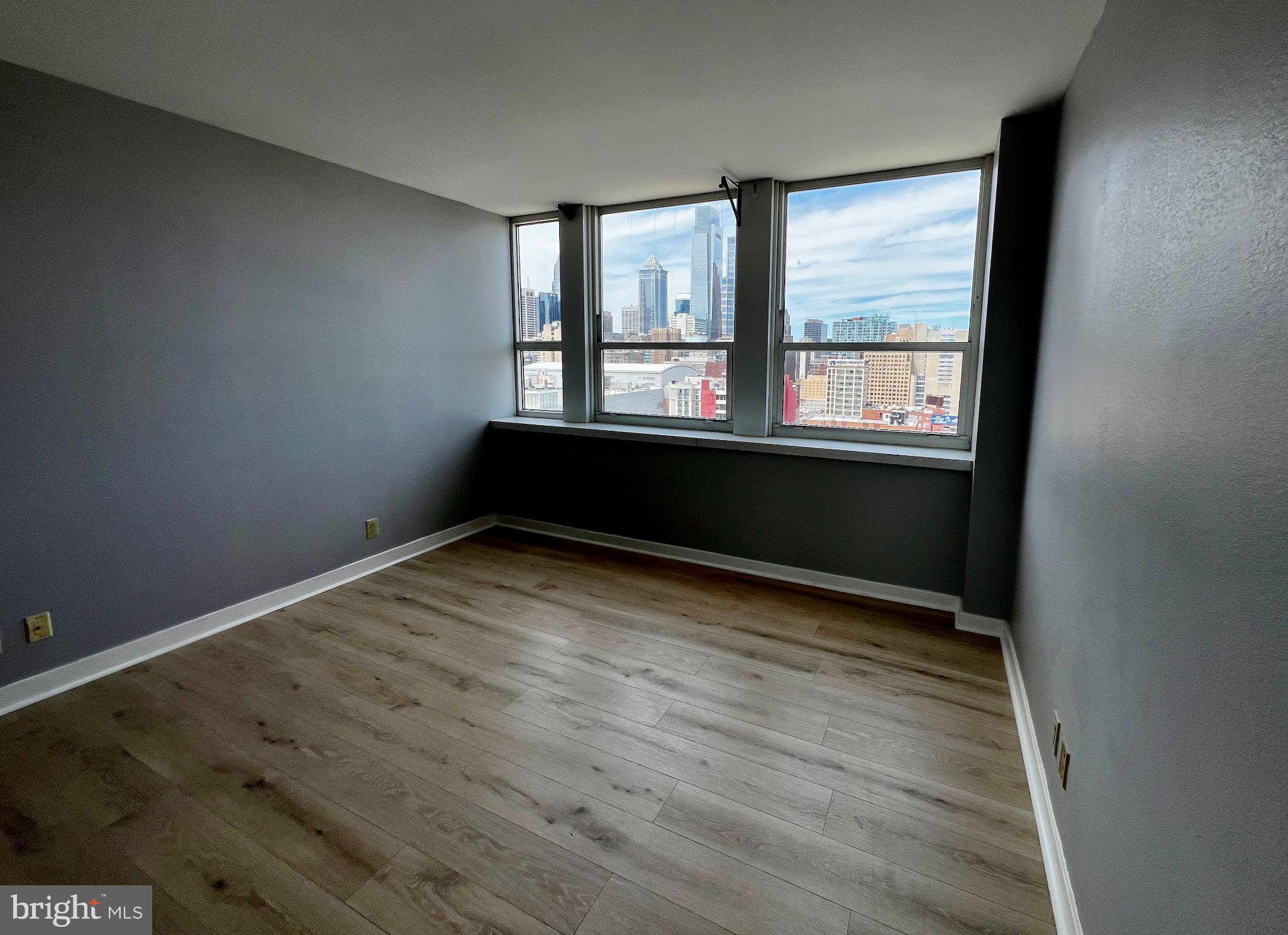 CHINATOWN - Residential