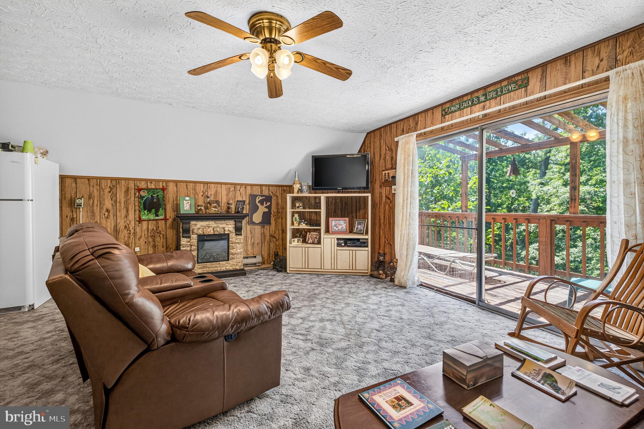 WHITE PINES DIVISON - Residential