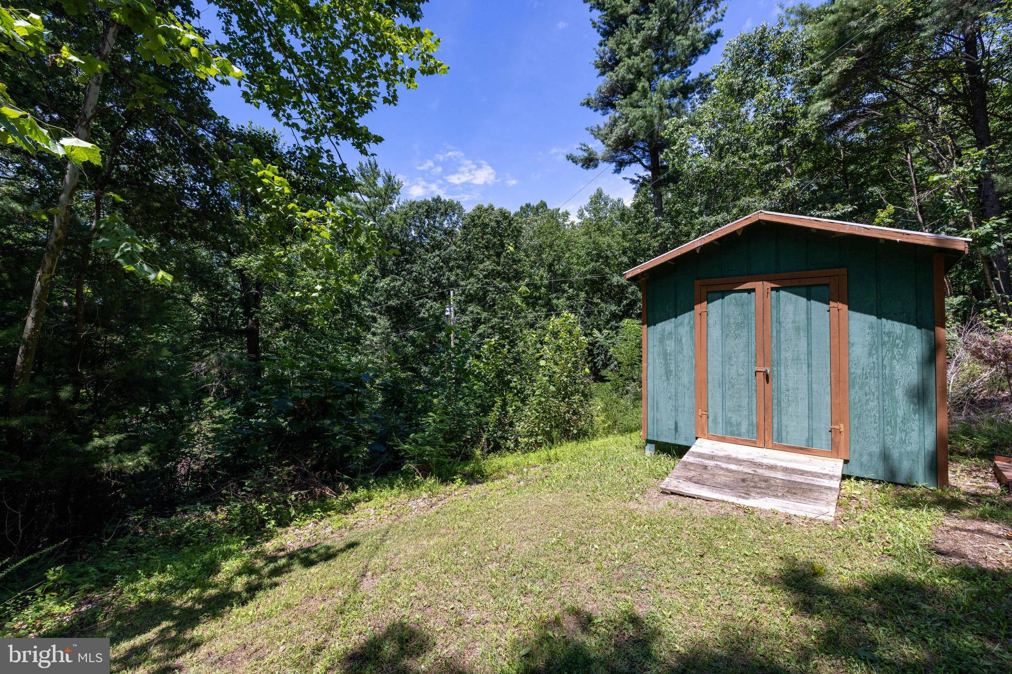 WHITE PINES DIVISON - Residential