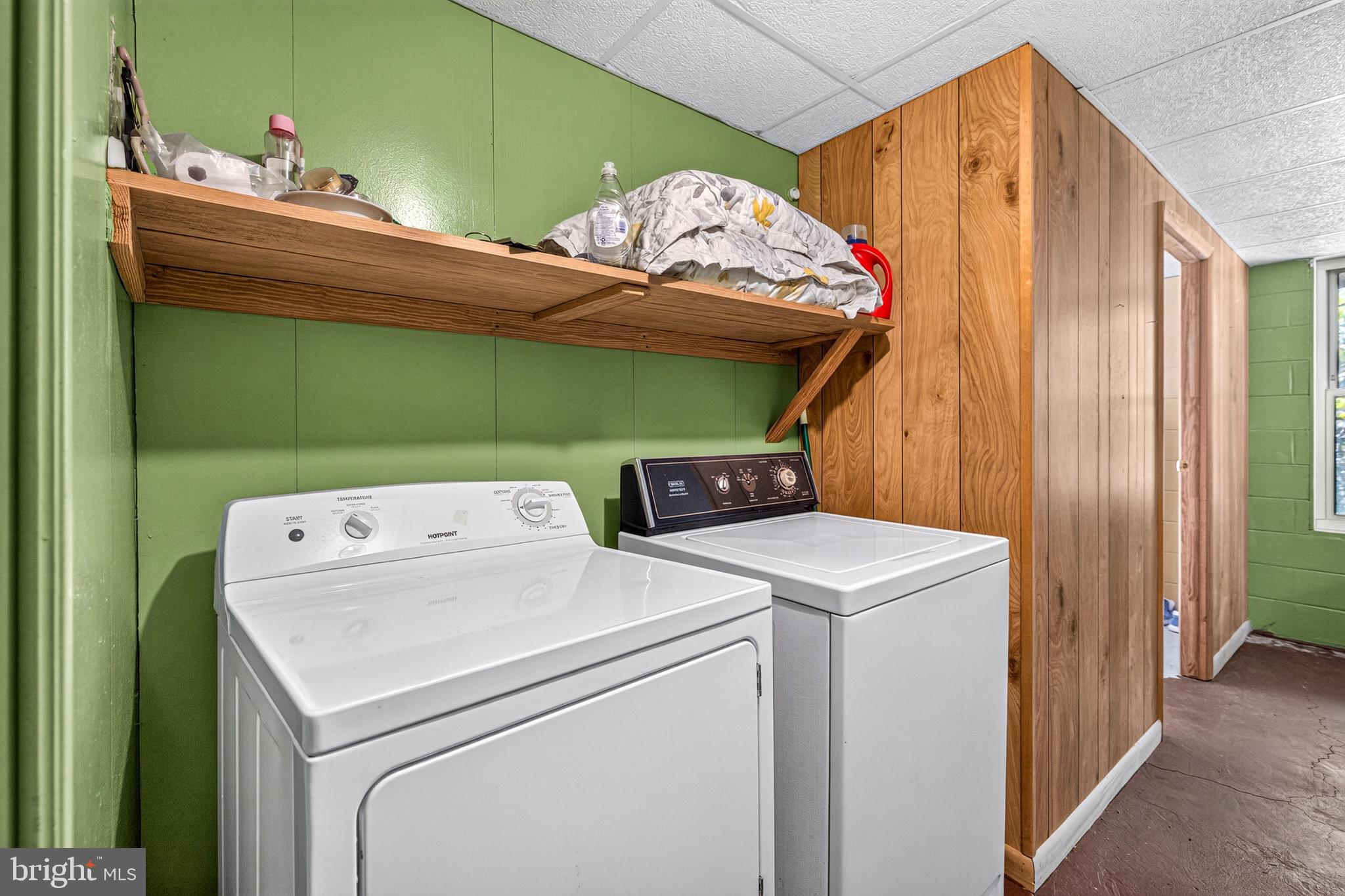 WHITE PINES DIVISON - Residential
