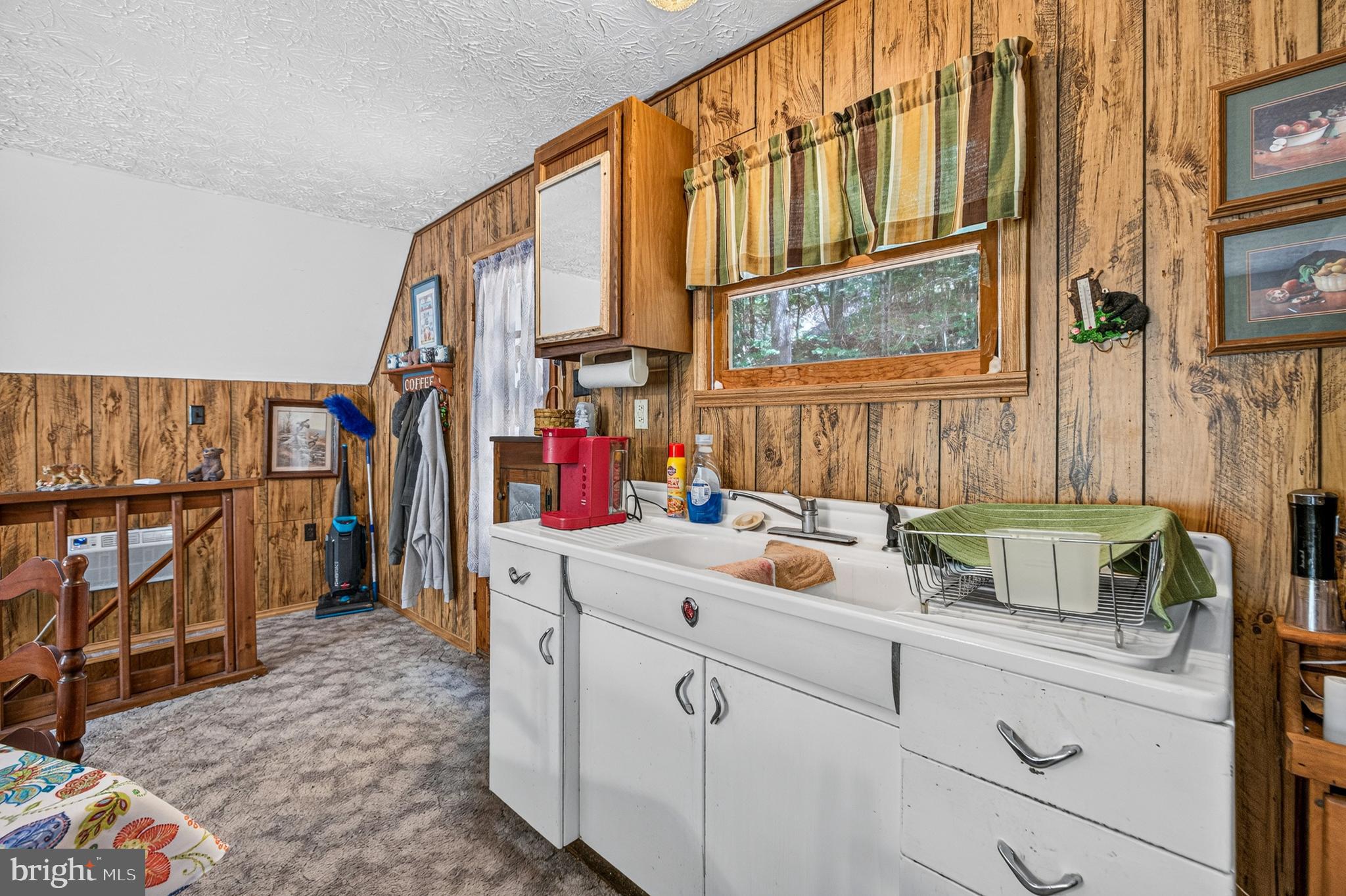 WHITE PINES DIVISON - Residential