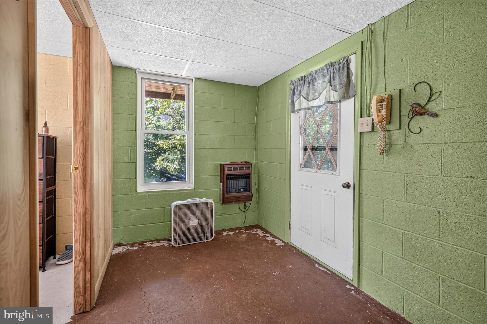 WHITE PINES DIVISON - Residential