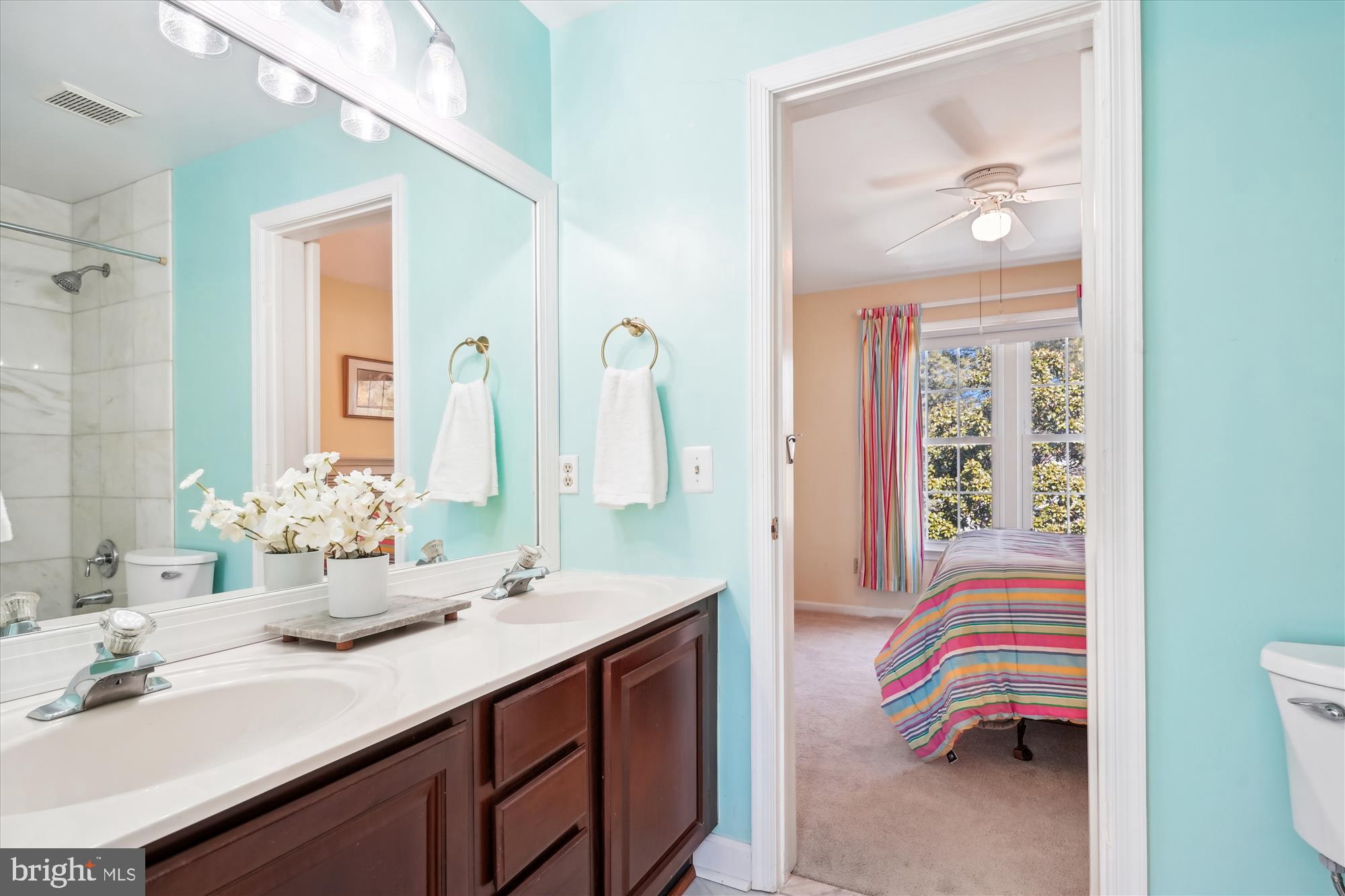 HAMPTON CHASE - Residential