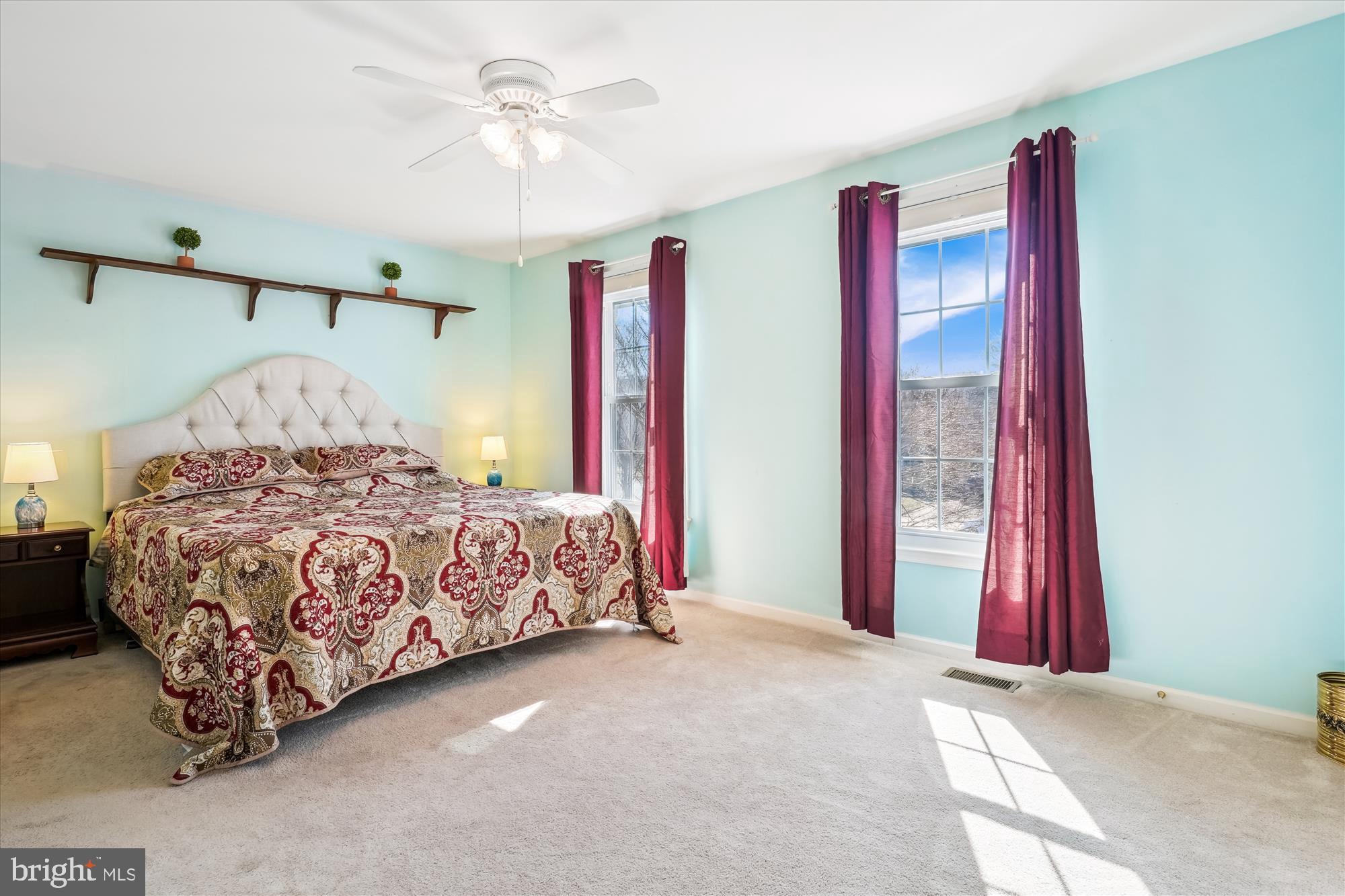 HAMPTON CHASE - Residential