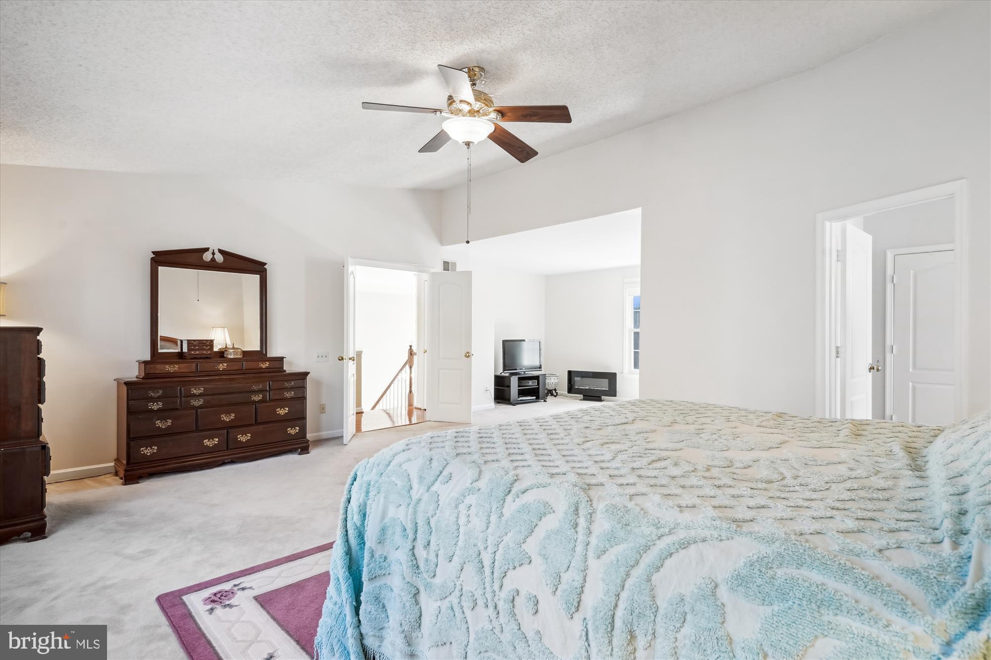 HAMPTON CHASE - Residential