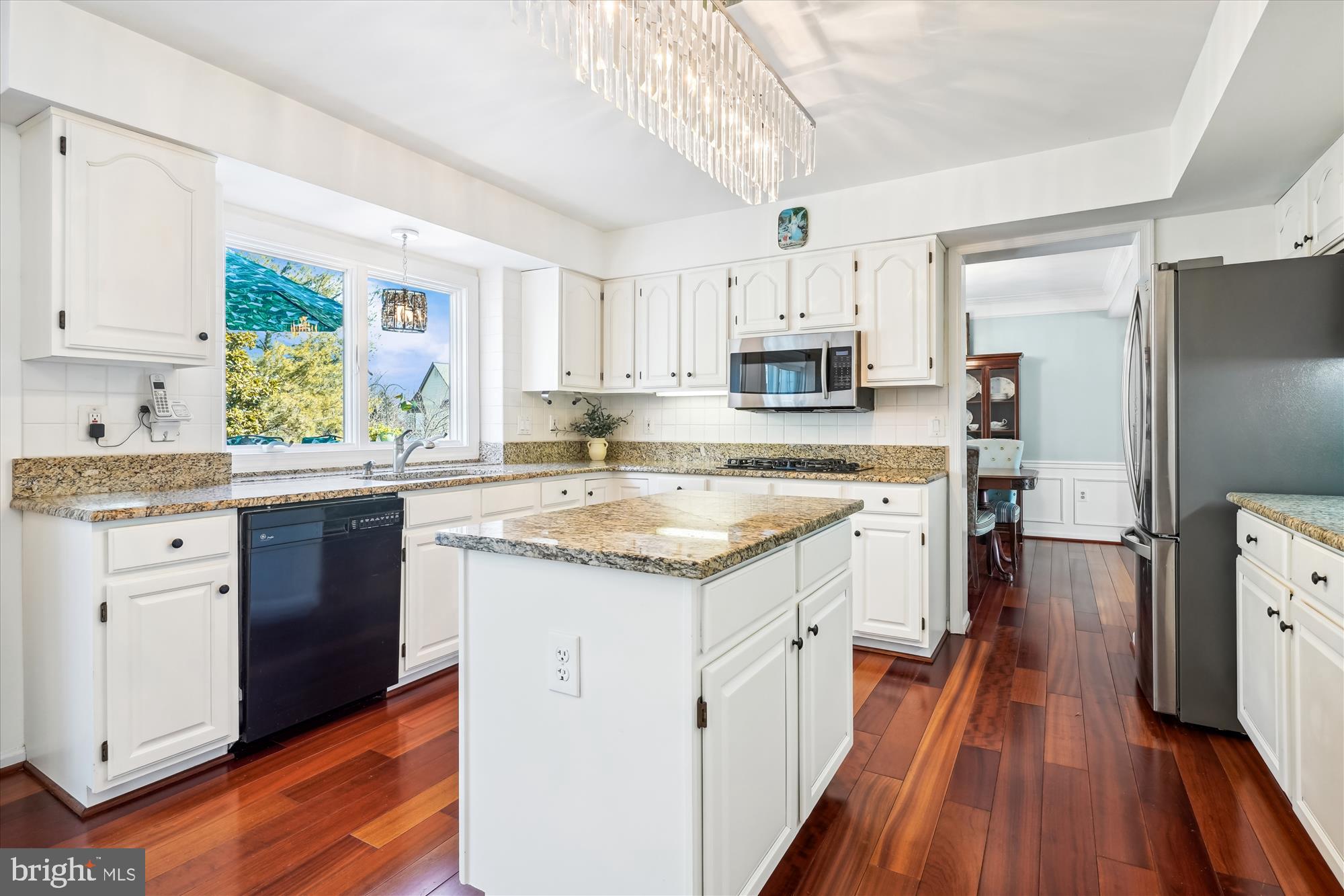 HAMPTON CHASE - Residential