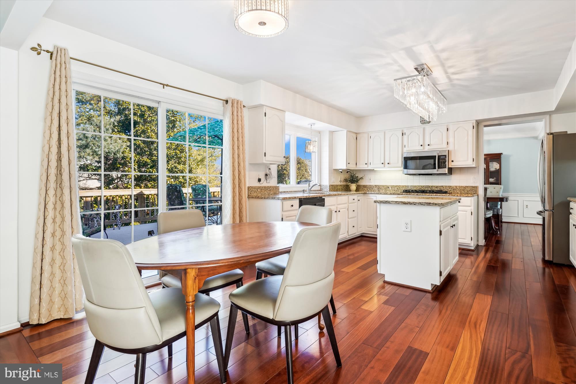 HAMPTON CHASE - Residential