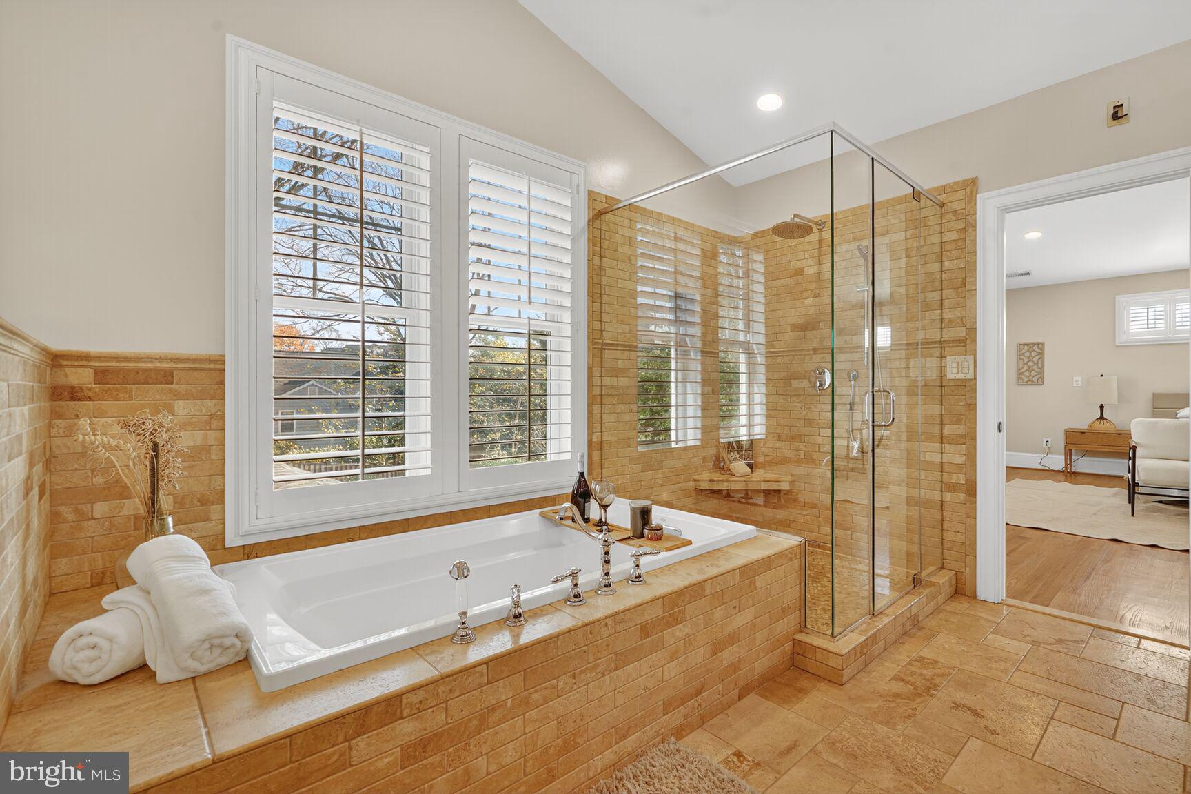 PARKWOOD - Residential