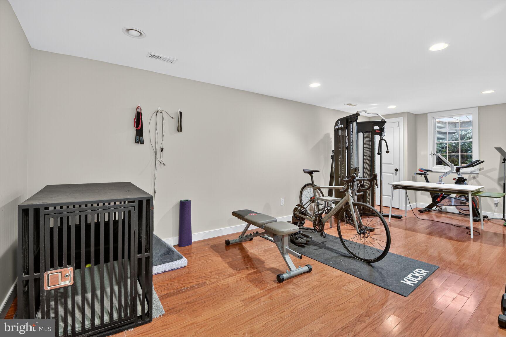 PARKWOOD - Residential