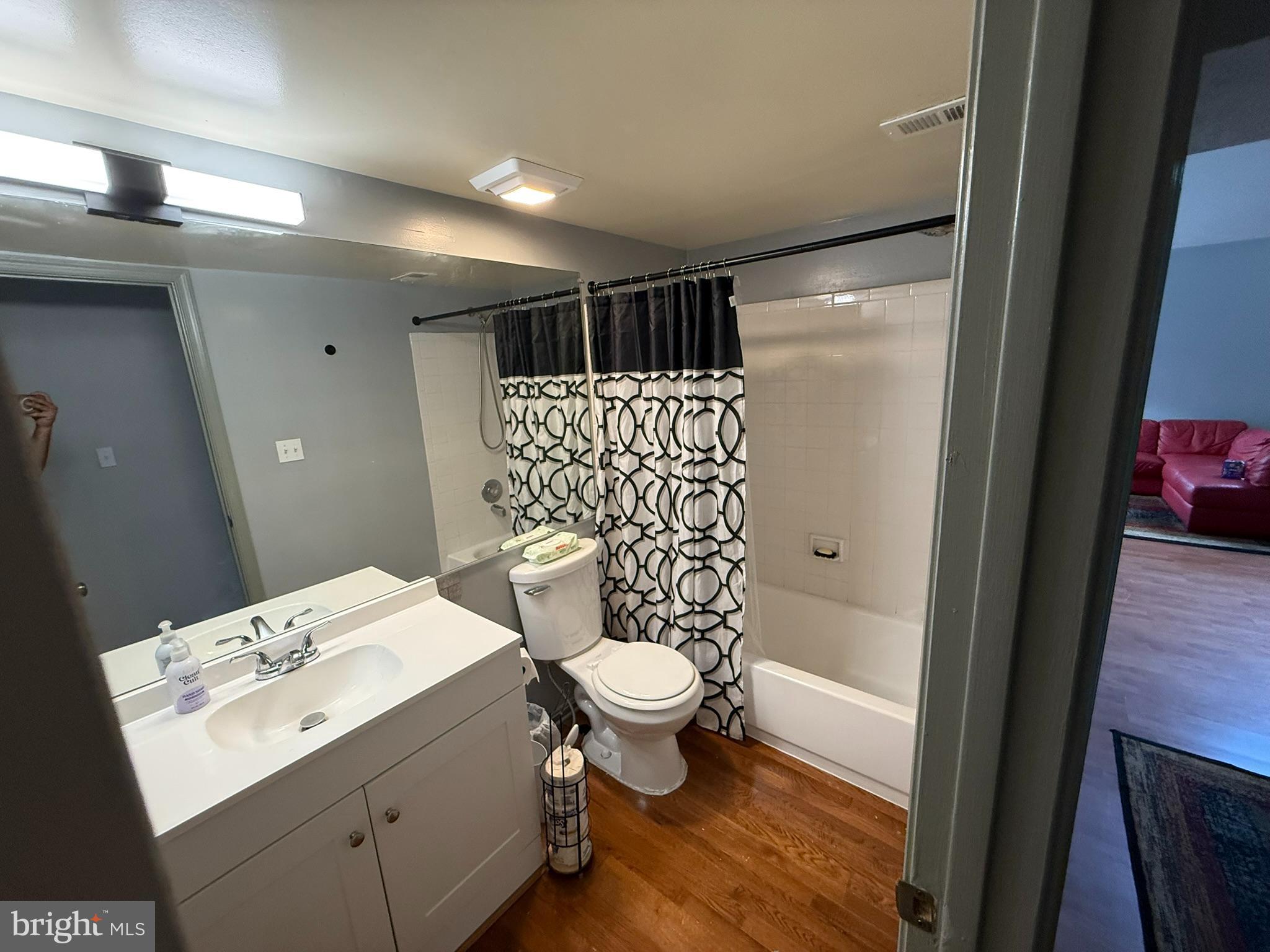 VISTAS AT LAKE ARBOR - Residential