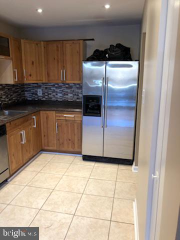 GERMANTOWN PARK - Residential Lease