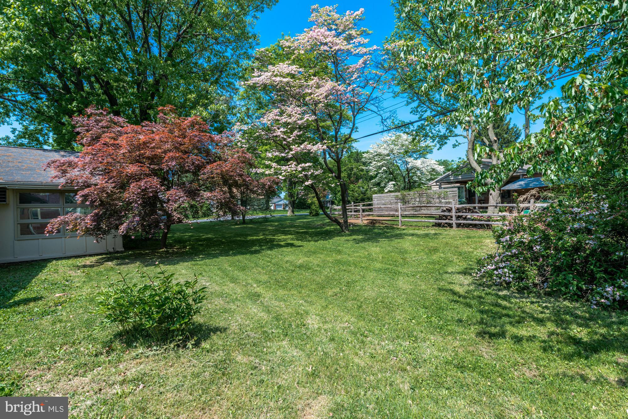 BEVERLY ESTATES - Residential
