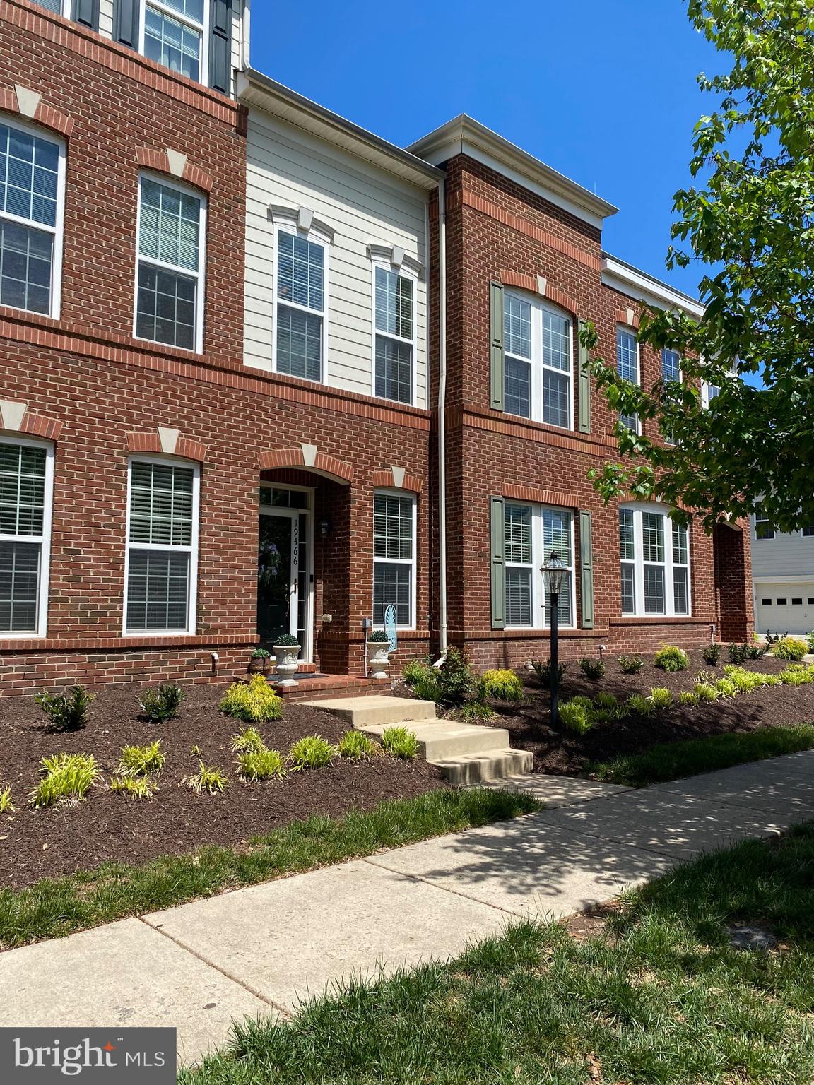LANSDOWNE TOWN CENTER - Residential