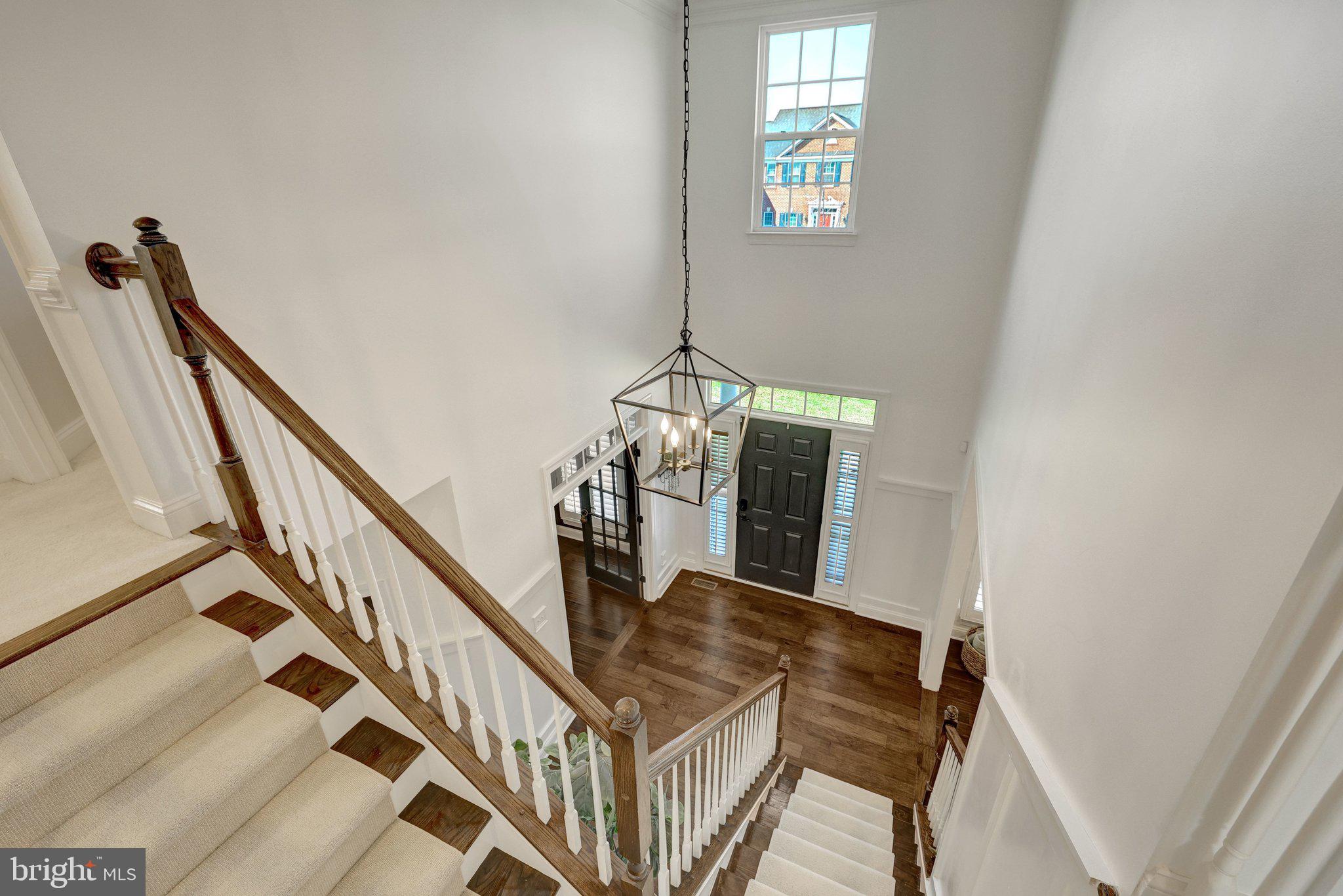 DAWSON'S CORNER - Residential
