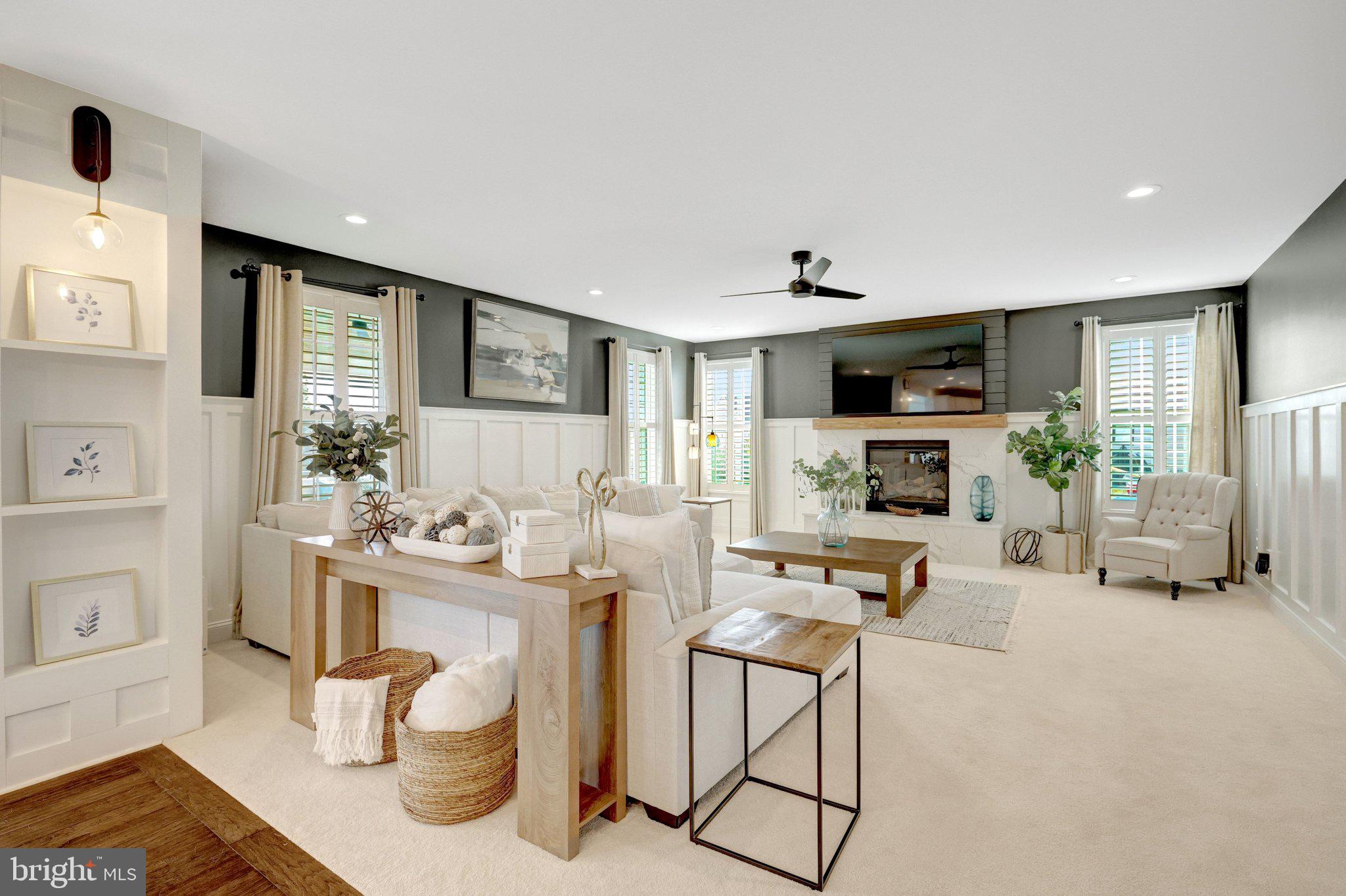 DAWSON'S CORNER - Residential