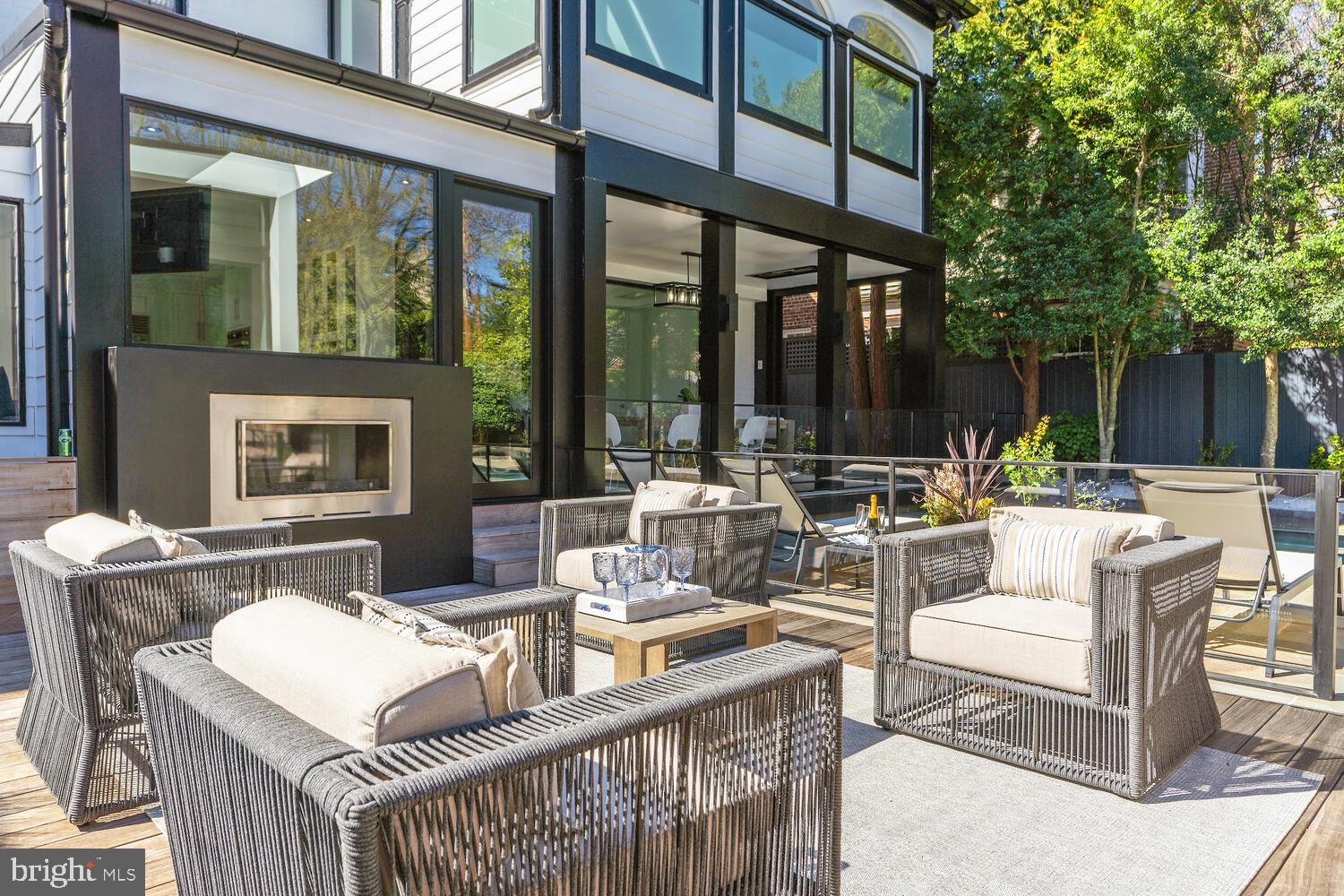 OBSERVATORY CIRCLE - Residential
