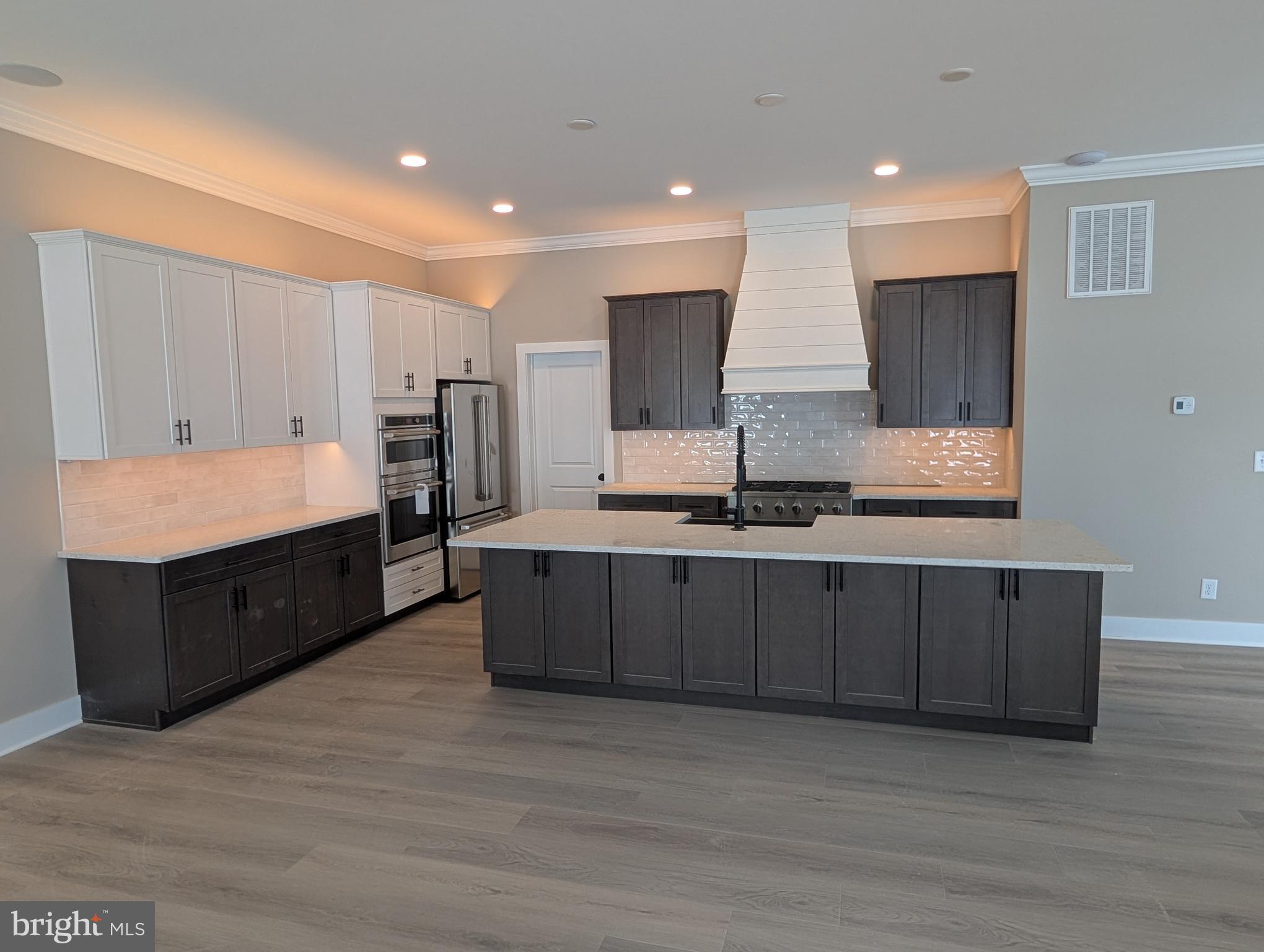 BAY VISTA - Residential