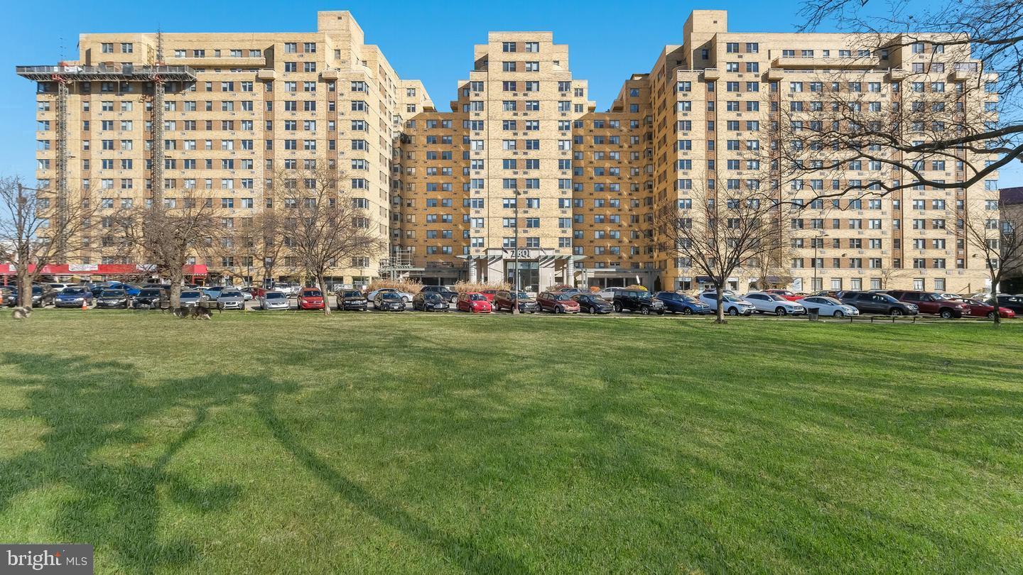 Welcome to this studio residence at 2601 Parkway Condominiums, ideally located in Philadelphia’s highly sought-after Art Museum/Fairmount neighborhood. This bright and inviting unit features large windows that fill the space with natural light, parquet hardwood flooring, and ample closet storage. The kitchen is equipped with a gas stove and a stainless steel refrigerator, and the heating and air conditioning unit was replaced just last year for added efficiency and comfort. Residents of 2601 Parkway enjoy a range of amenities, including a fitness center, community room, on-site management, and a convenient resident shuttle. The location offers easy access to Kelly Drive, the Schuylkill River Trail, 30th Street Station, Whole Foods, public transportation, and a variety of dining and shopping options.