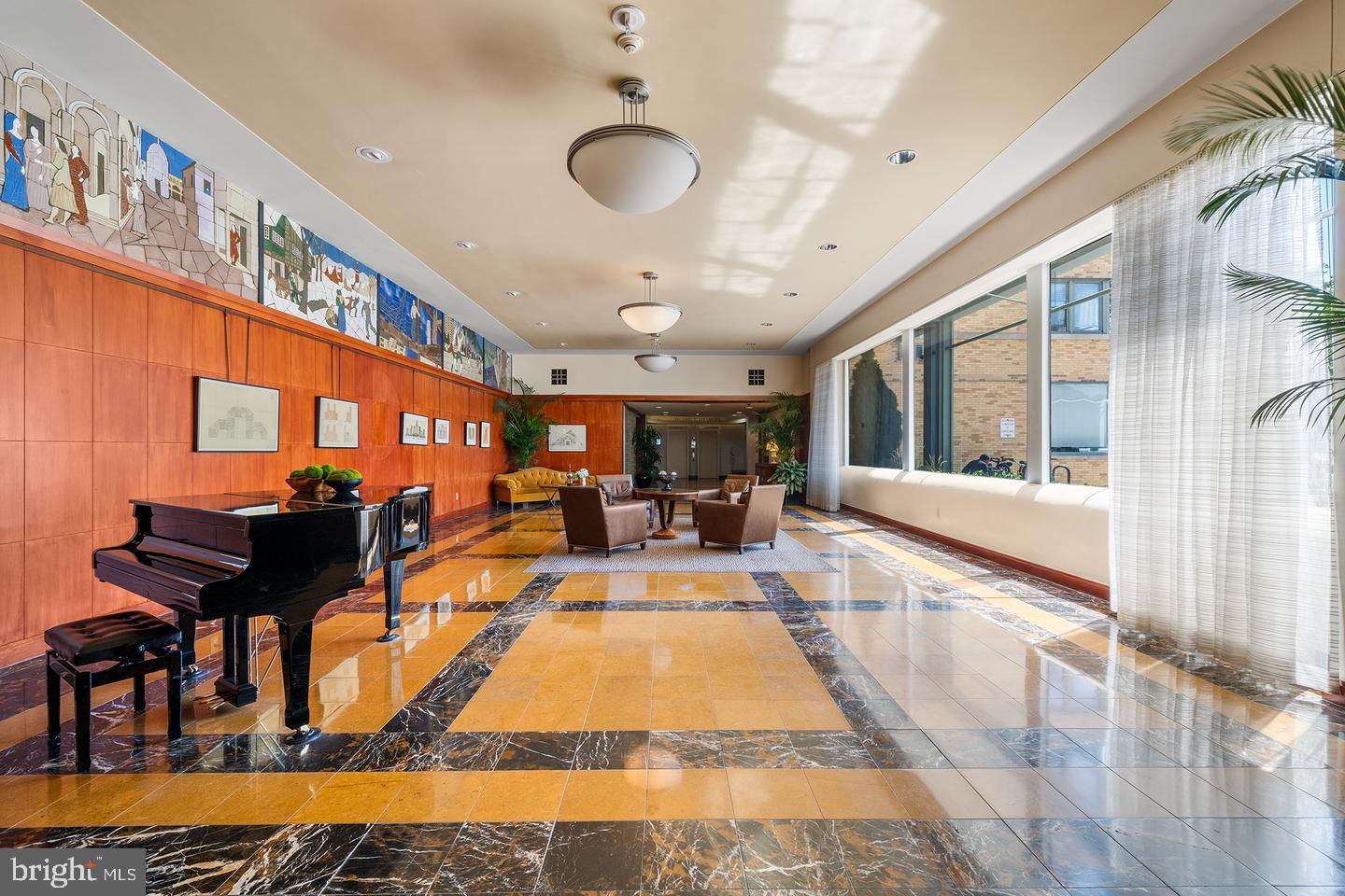 ART MUSEUM AREA - Residential