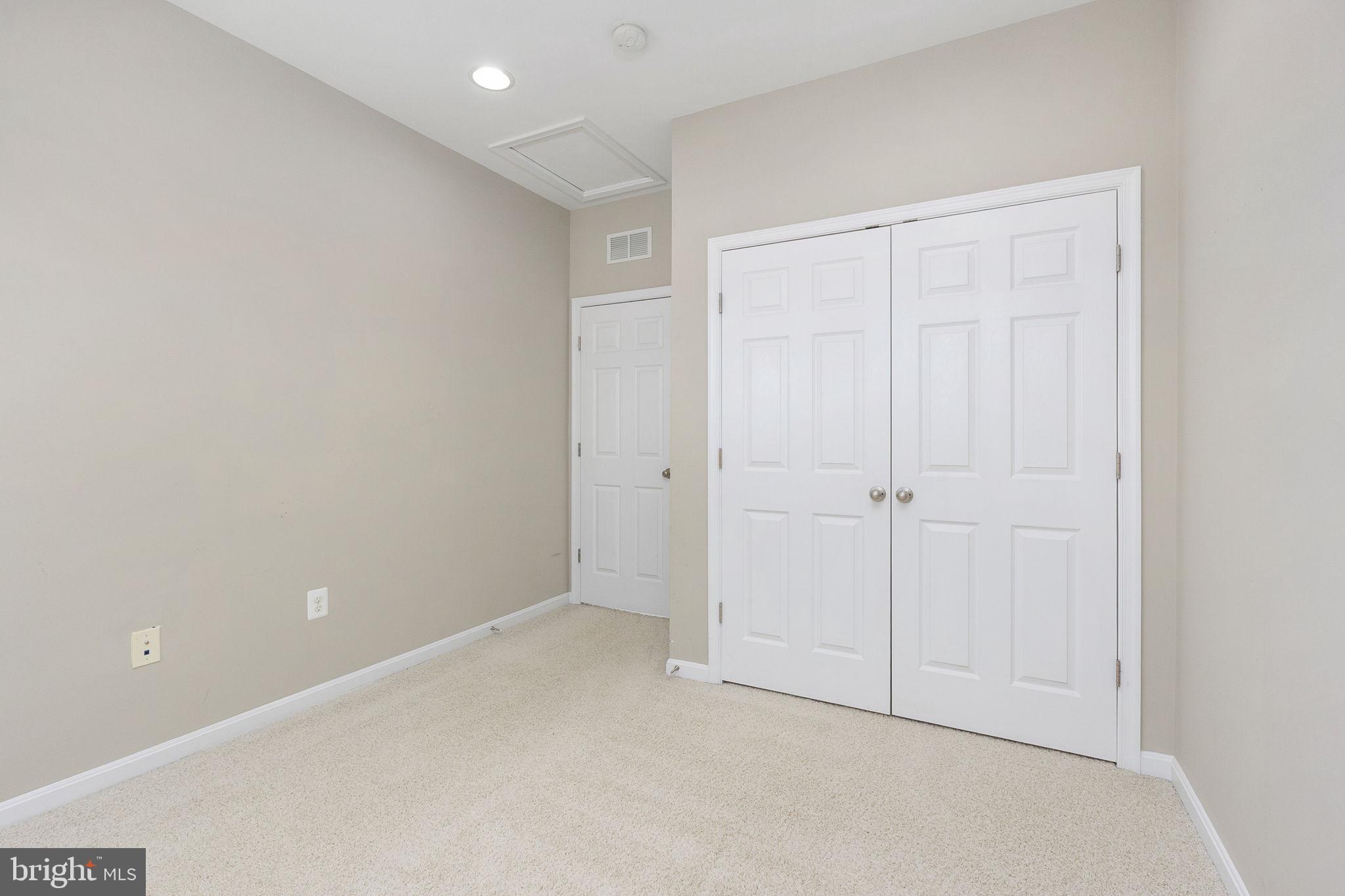 DOMINION CROSSING - Residential