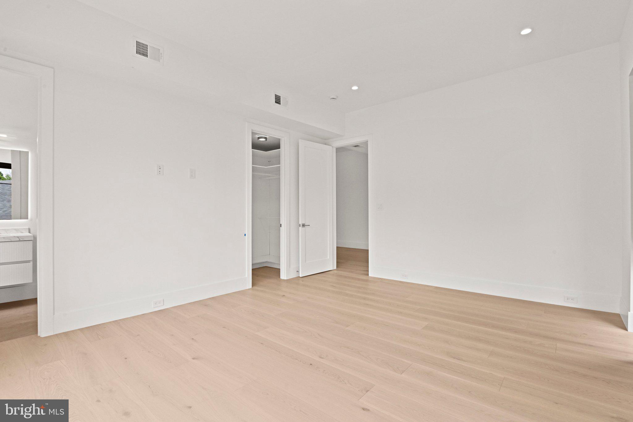 POTOMAC HILLS - Residential